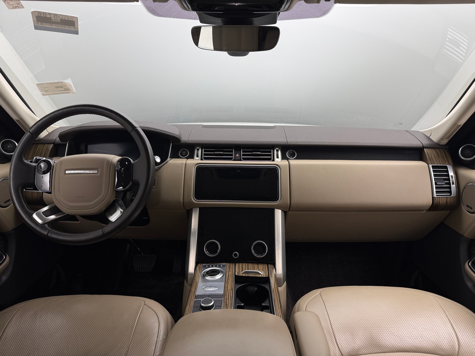 Thumbnail: 2019 Land Rover Range Rover - 2