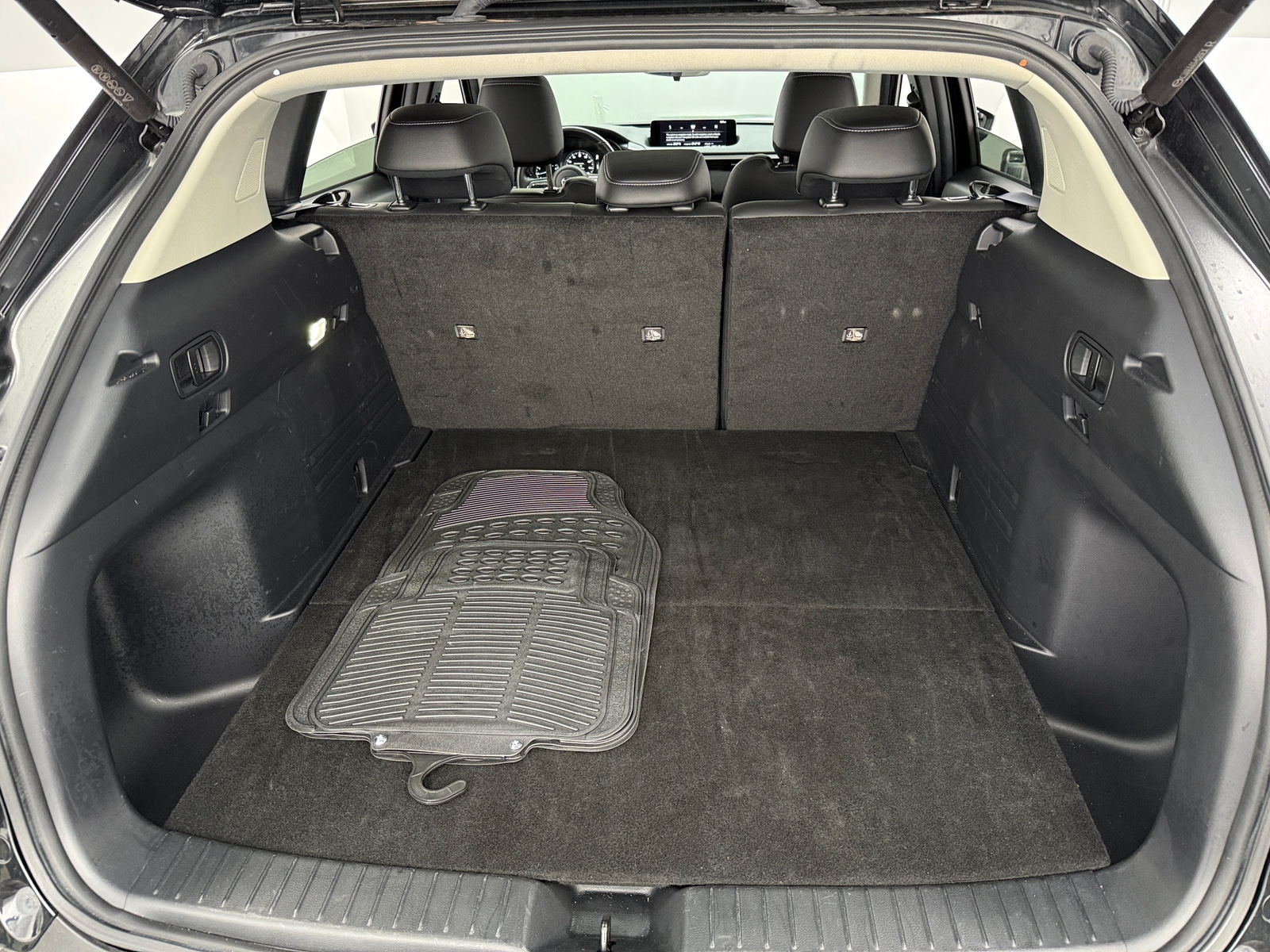 Thumbnail: 2025 Mazda CX-50 - 7