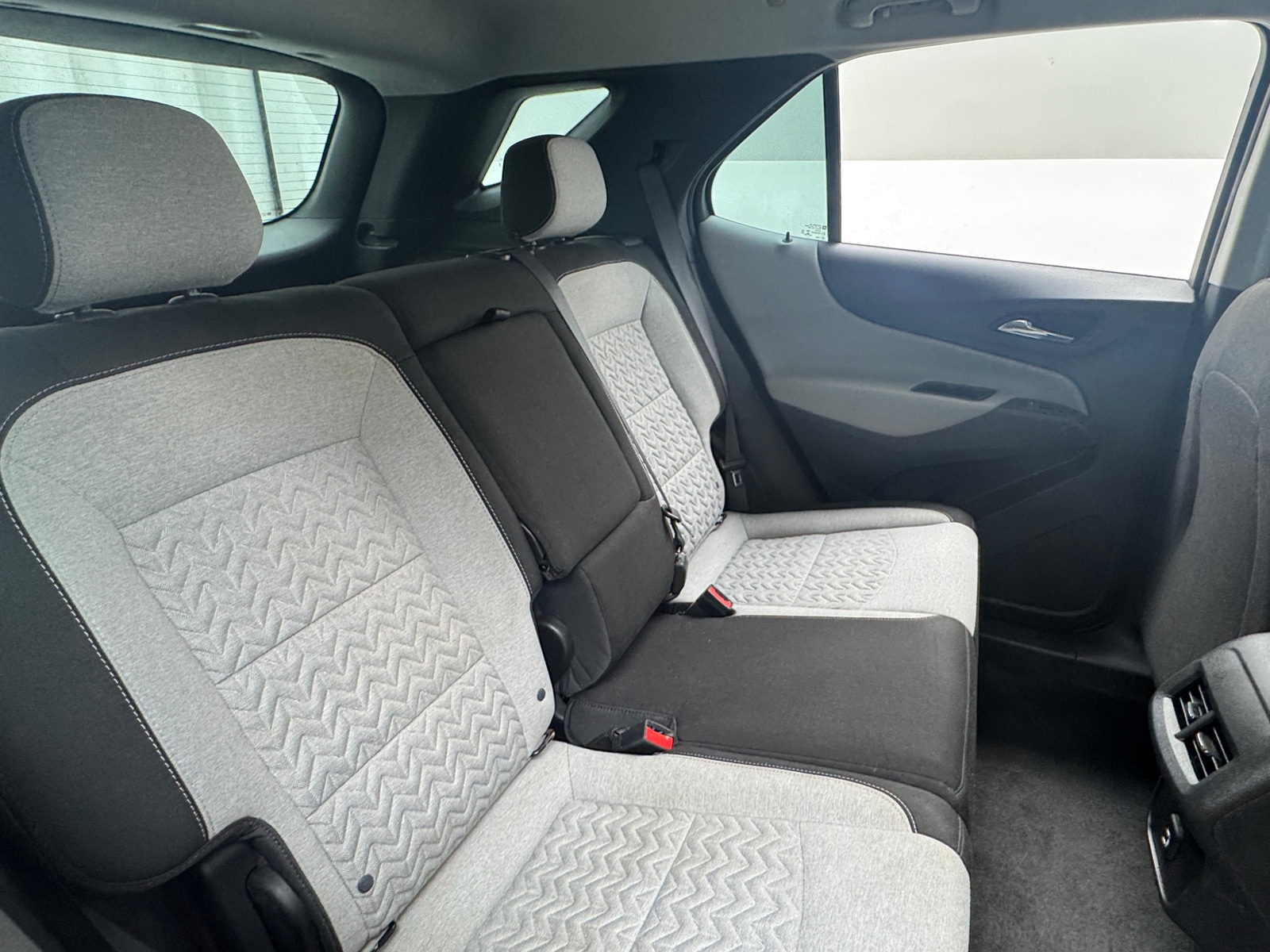 Thumbnail: 2022 Chevrolet Equinox - 6