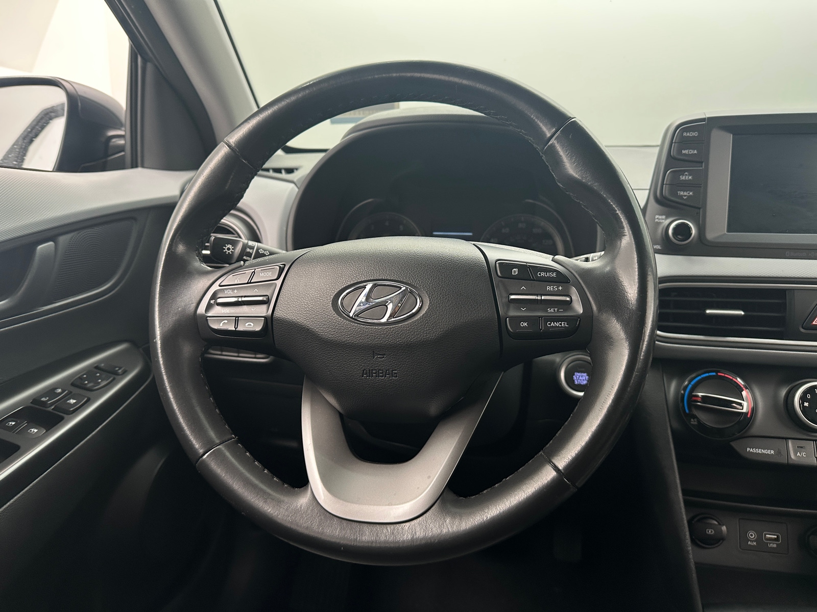 Thumbnail: 2020 Hyundai Kona - 5