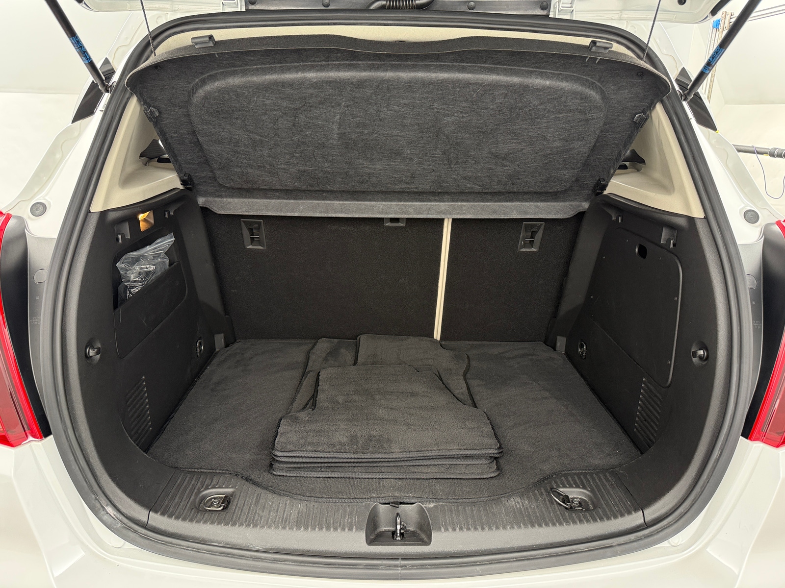 Thumbnail: 2017 Buick Encore - 6