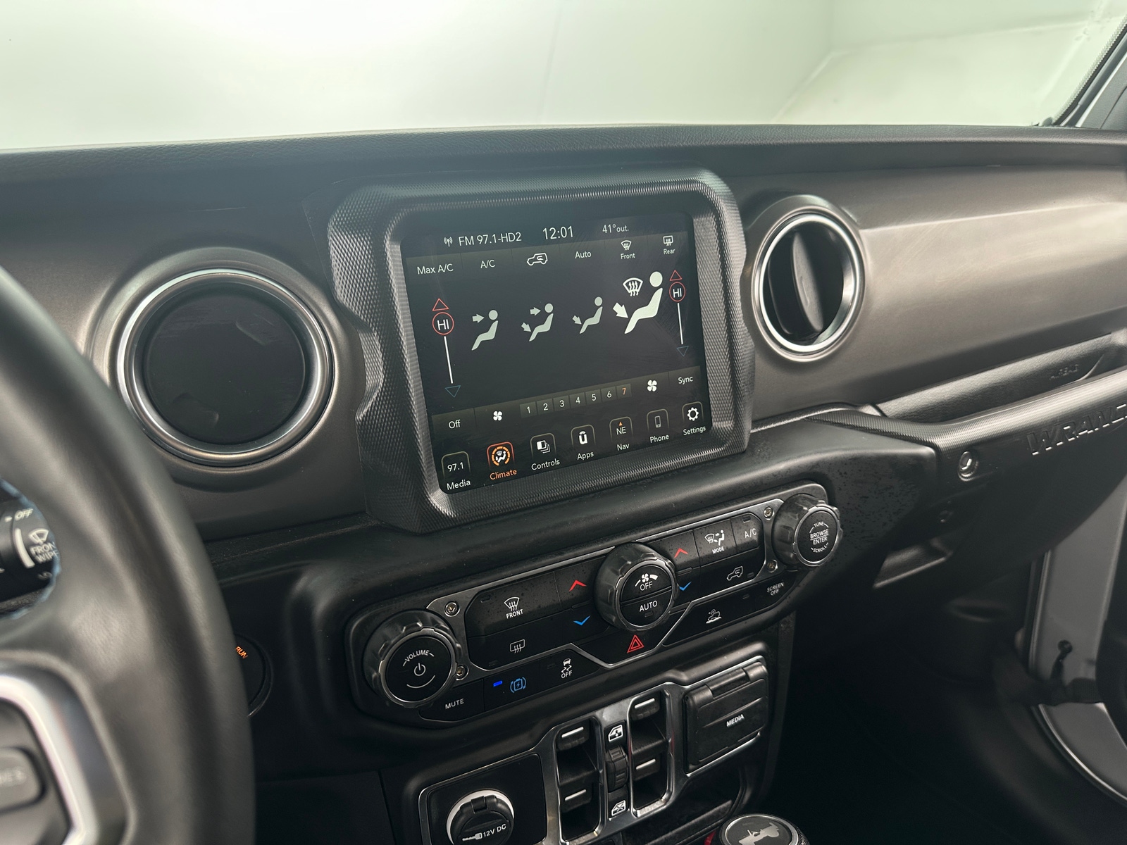 Thumbnail: 2023 Jeep Wrangler - 4