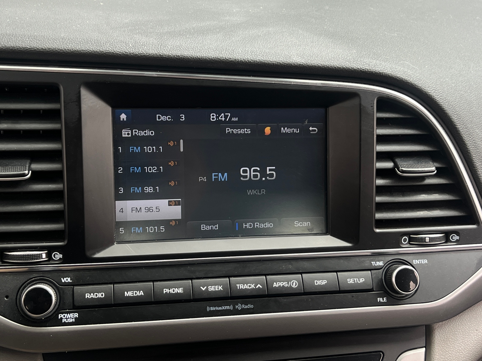 Thumbnail: 2018 Hyundai Elantra - 4