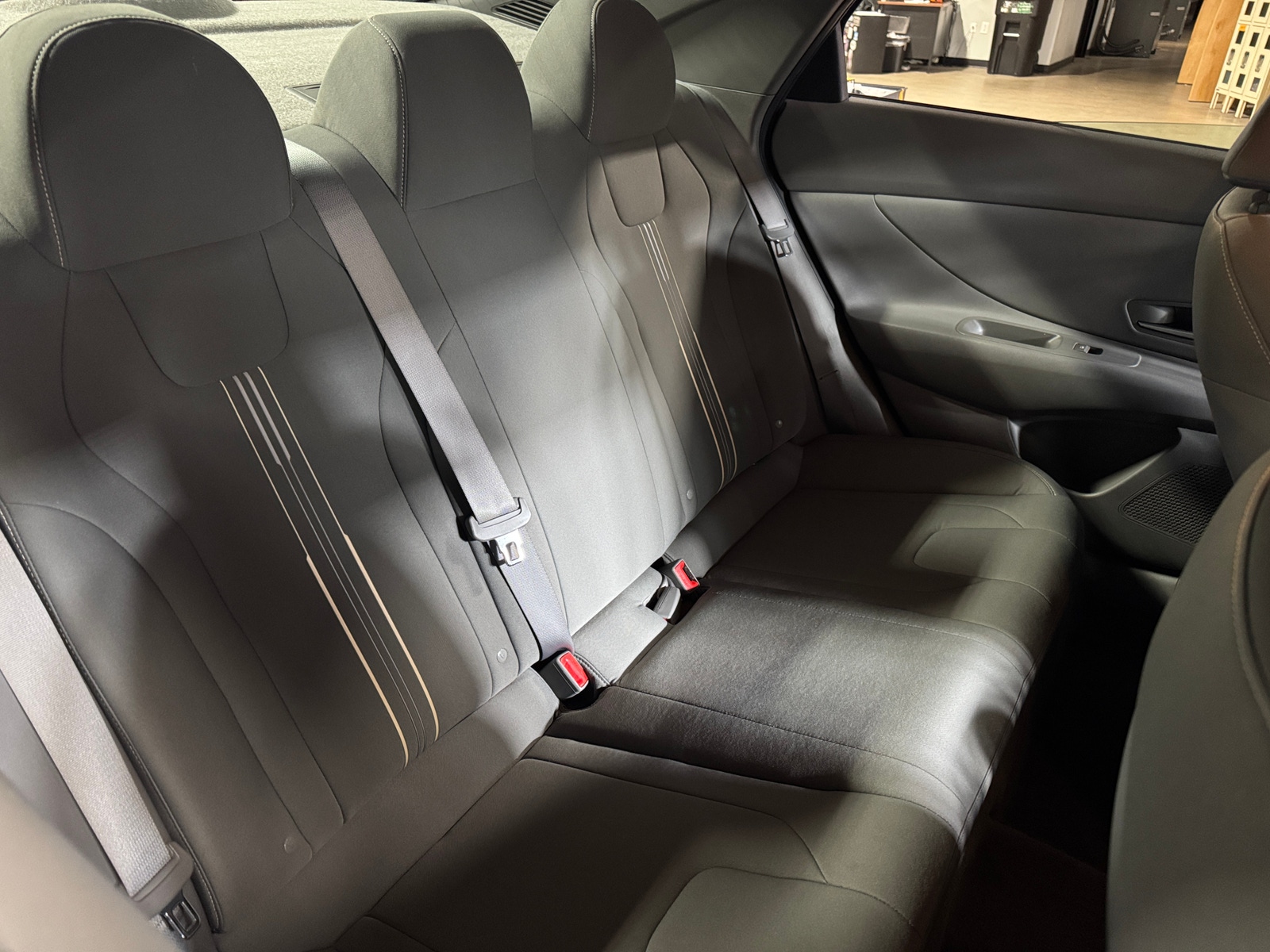 Thumbnail: 2023 Hyundai Elantra - 6