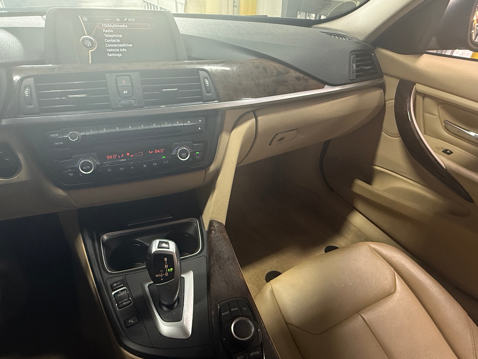 Thumbnail: 2014 BMW 3 Series - 3