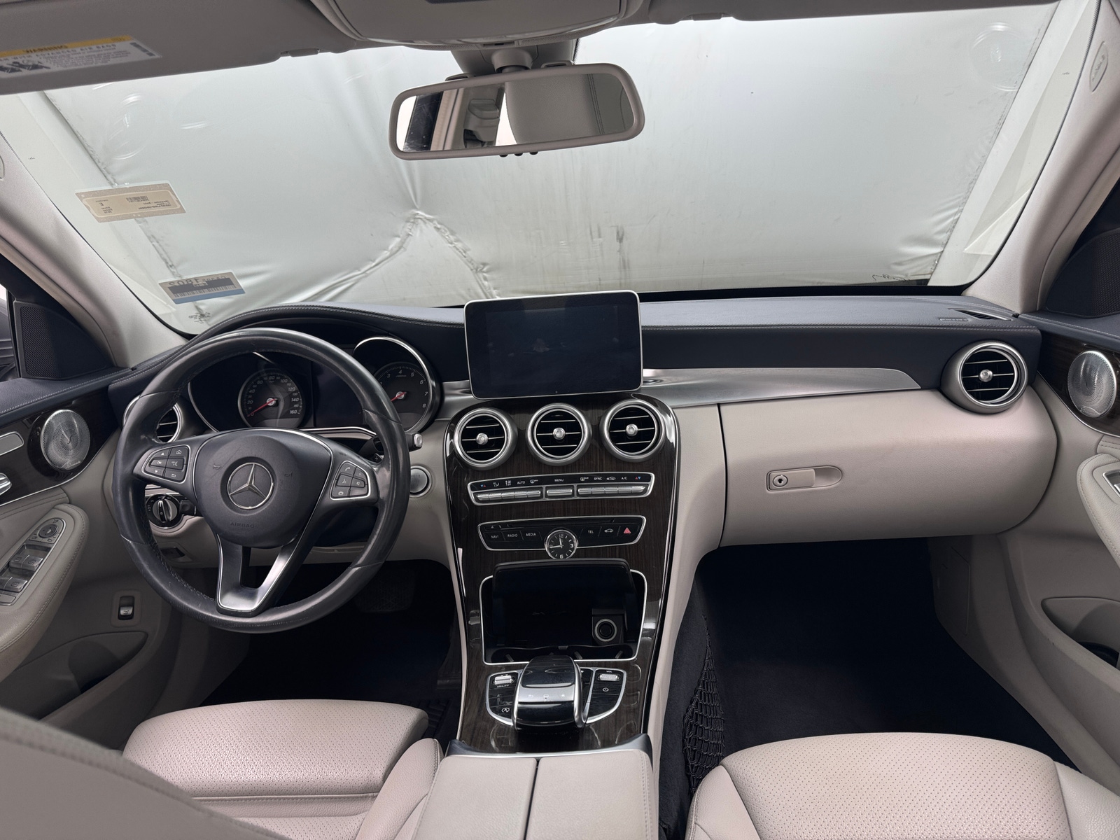 Thumbnail: 2015 Mercedes-Benz C-Class - 2