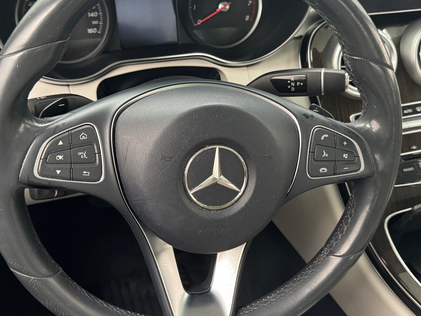 Thumbnail: 2015 Mercedes-Benz C-Class - 4