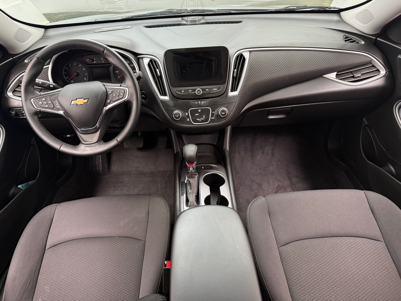 Thumbnail: 2023 Chevrolet Malibu - 3