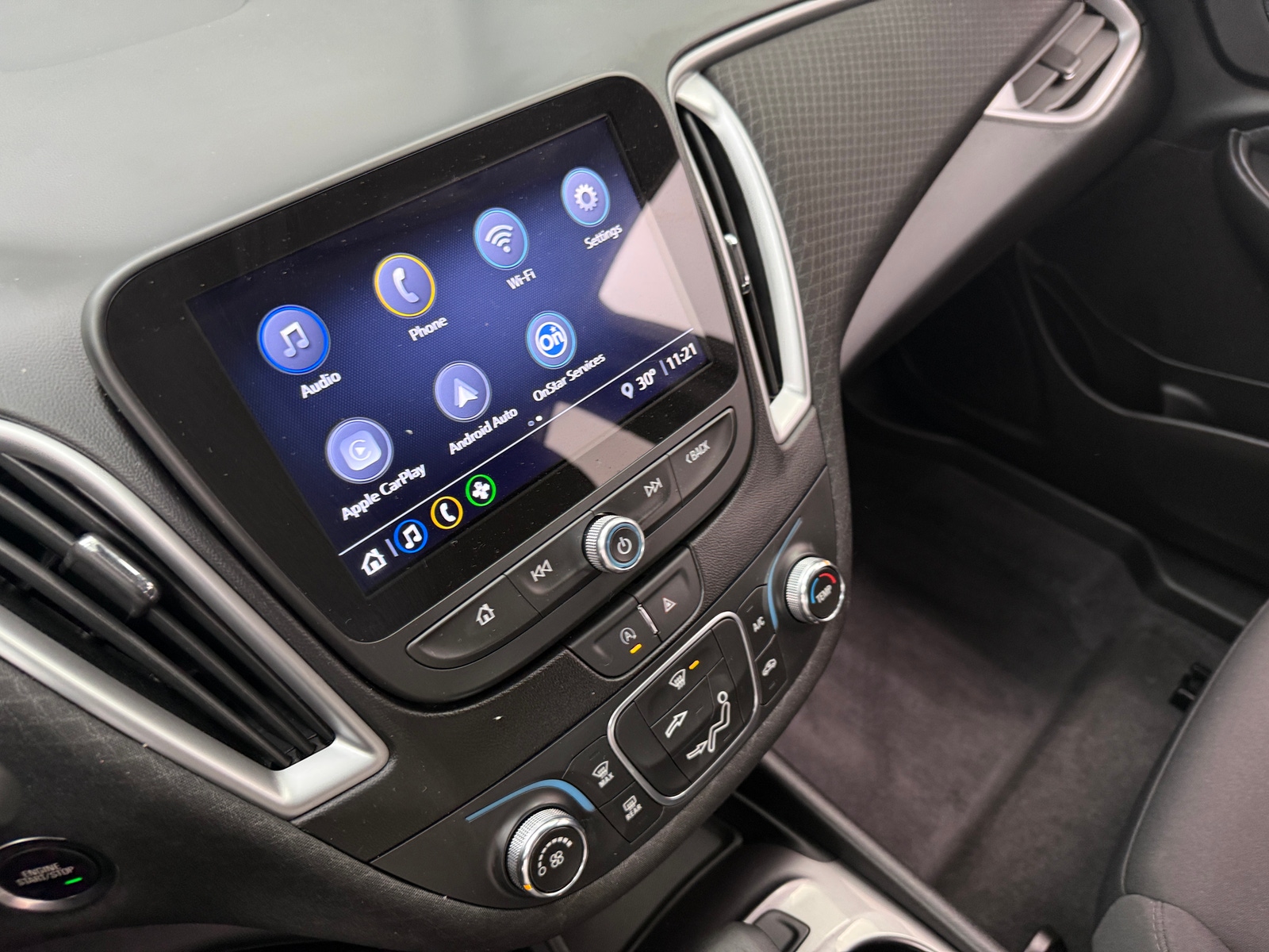 Thumbnail: 2023 Chevrolet Malibu - 4