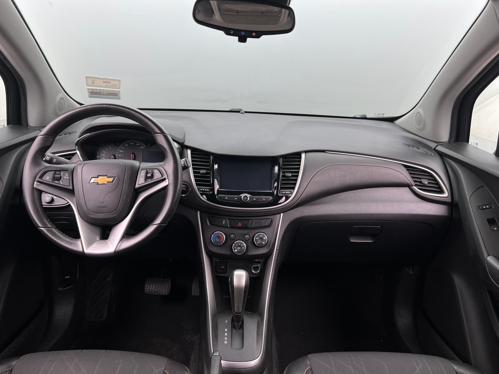 Thumbnail: 2017 Chevrolet Trax - 3