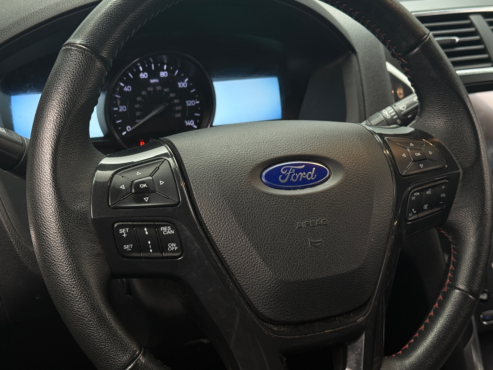 Thumbnail: 2019 Ford Explorer - 4