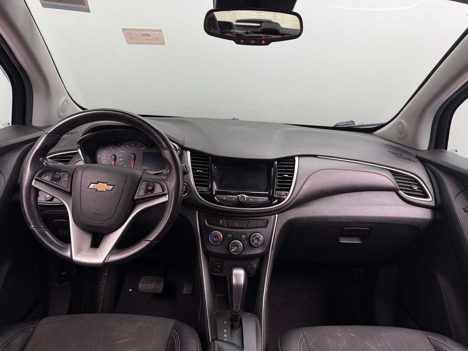 Thumbnail: 2018 Chevrolet Trax - 2