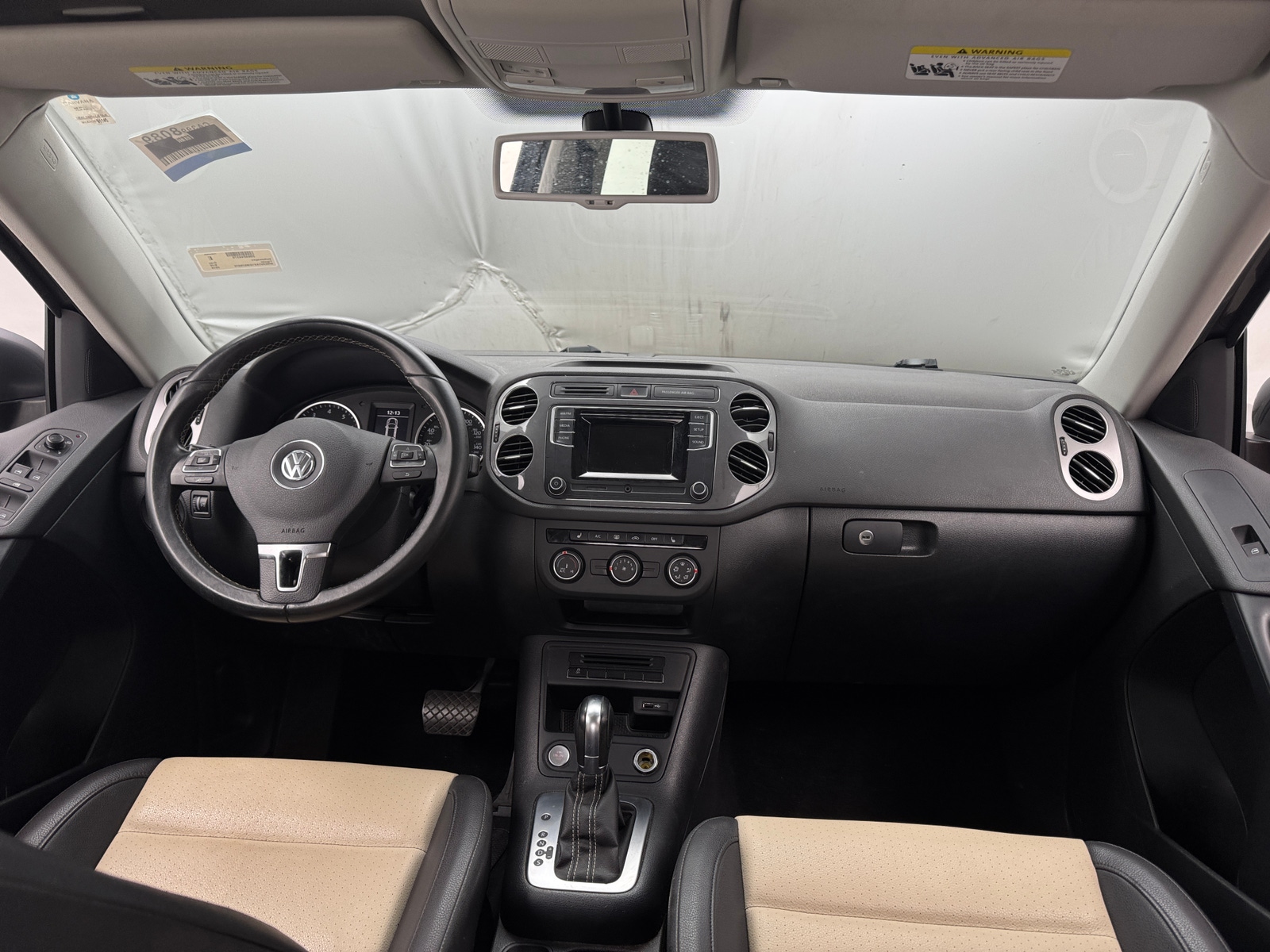 Thumbnail: 2016 Volkswagen Tiguan - 3