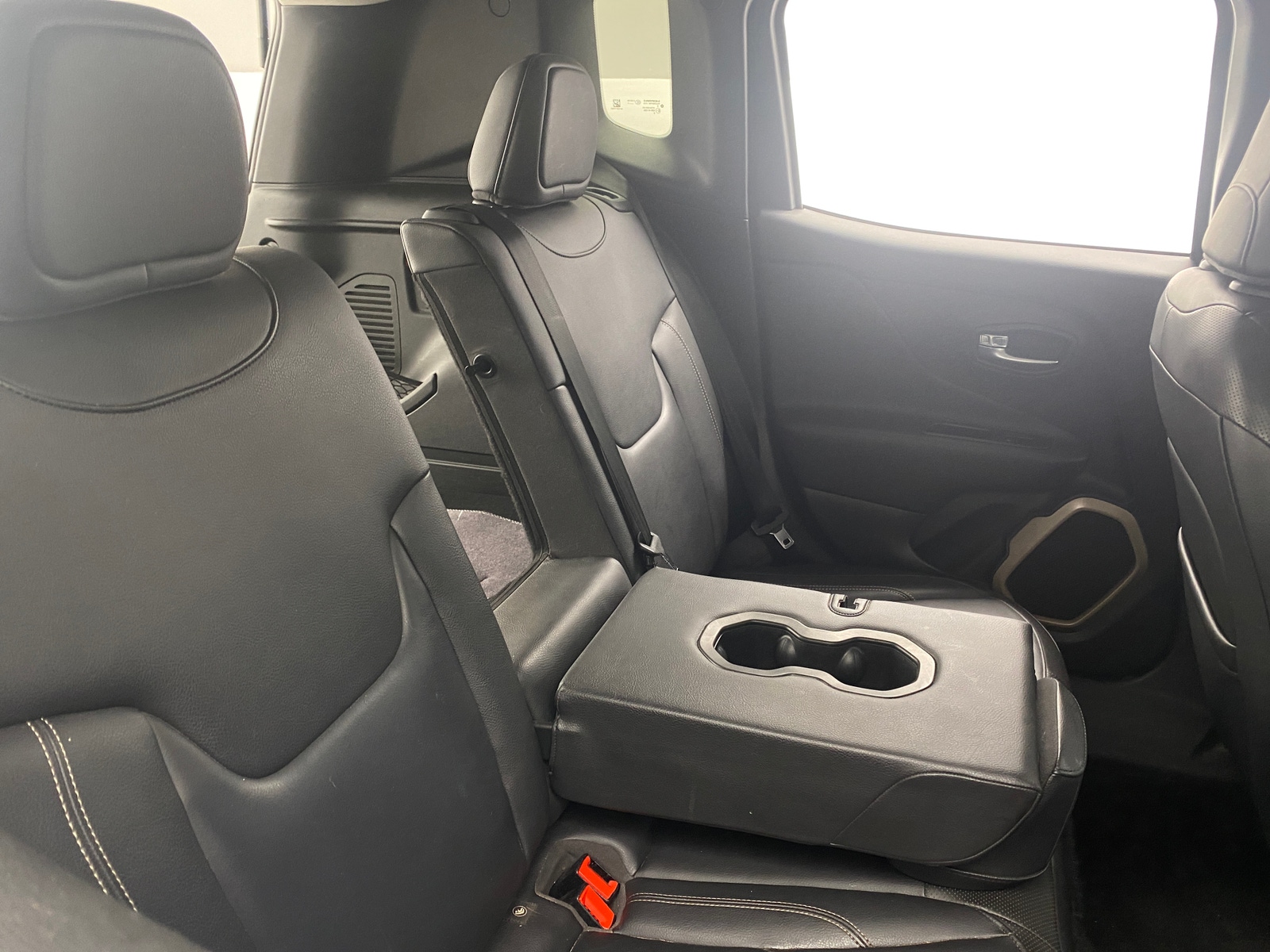 Thumbnail: 2017 Jeep Renegade - 5