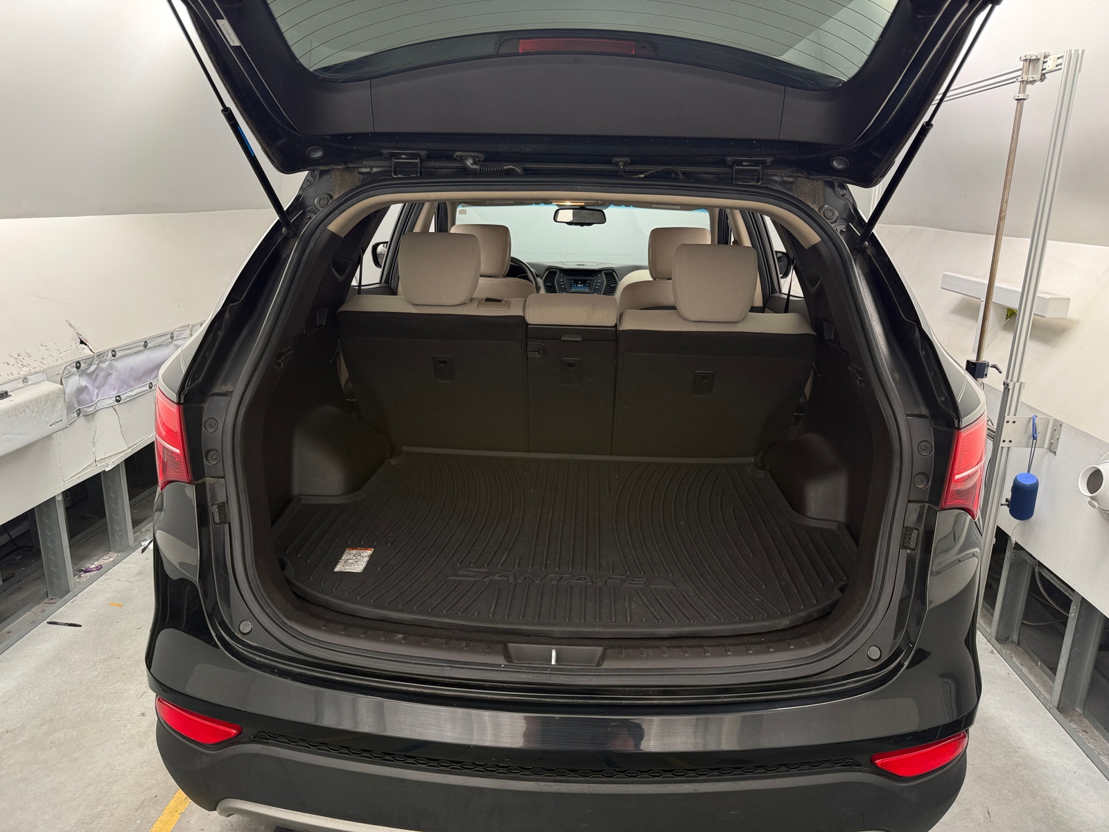 Thumbnail: 2016 Hyundai Santa Fe - 7