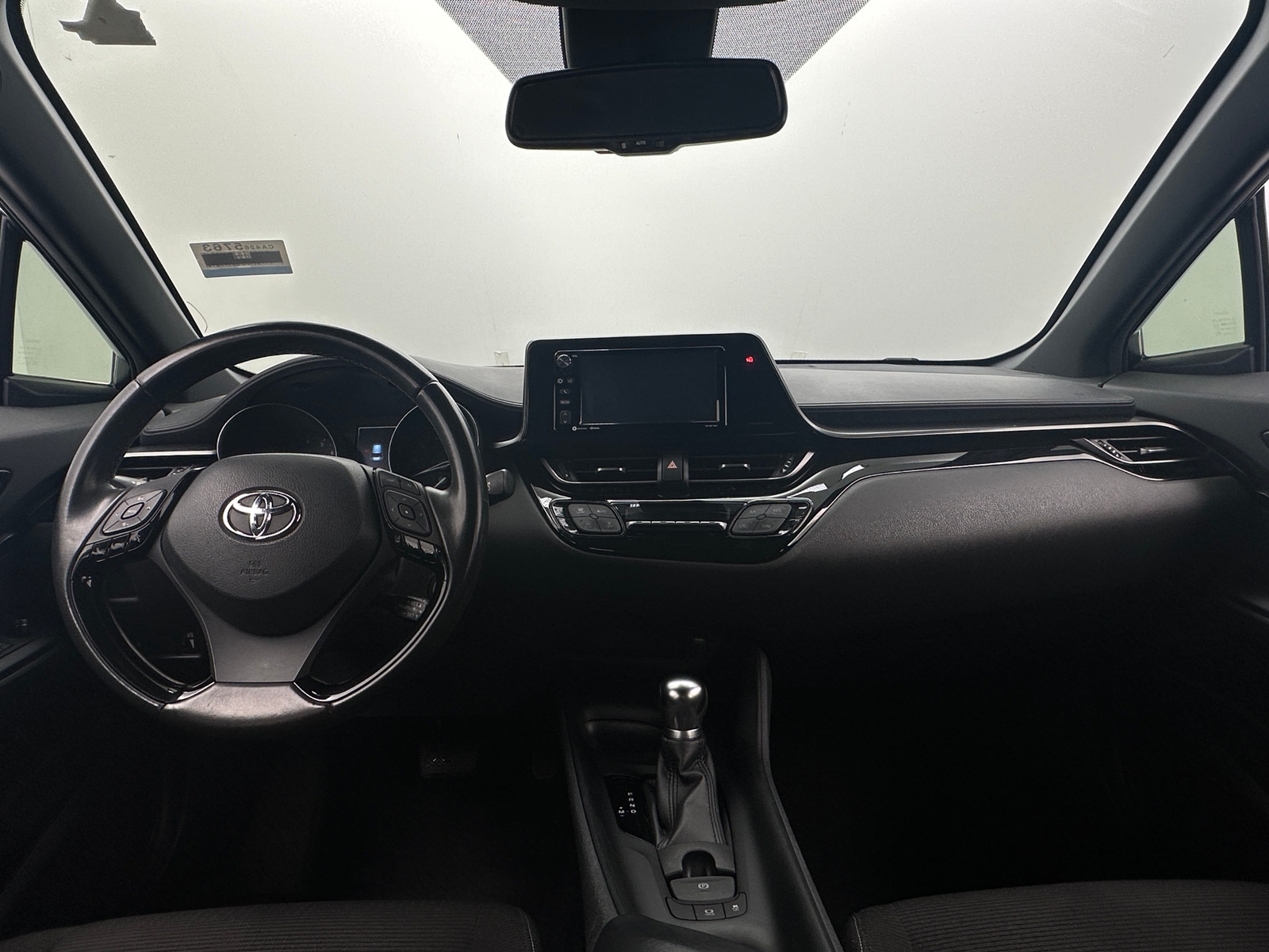 Thumbnail: 2018 Toyota C-HR - 3