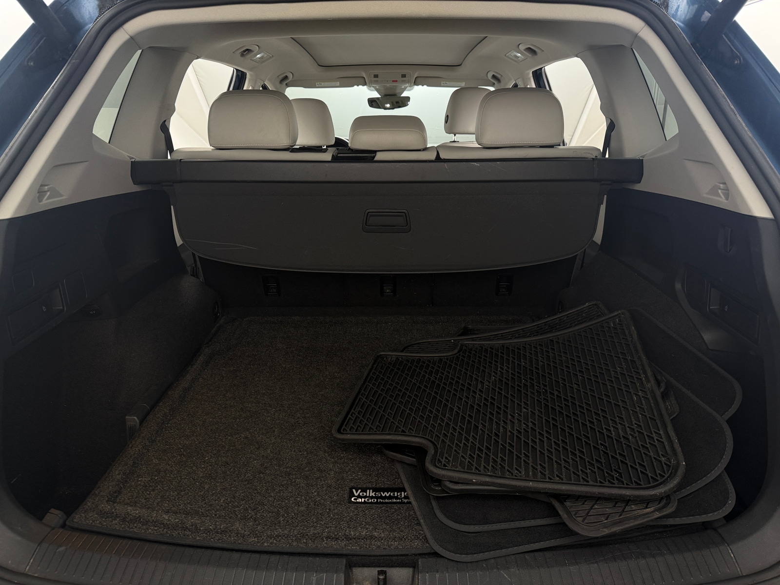 Thumbnail: 2019 Volkswagen Tiguan - 6