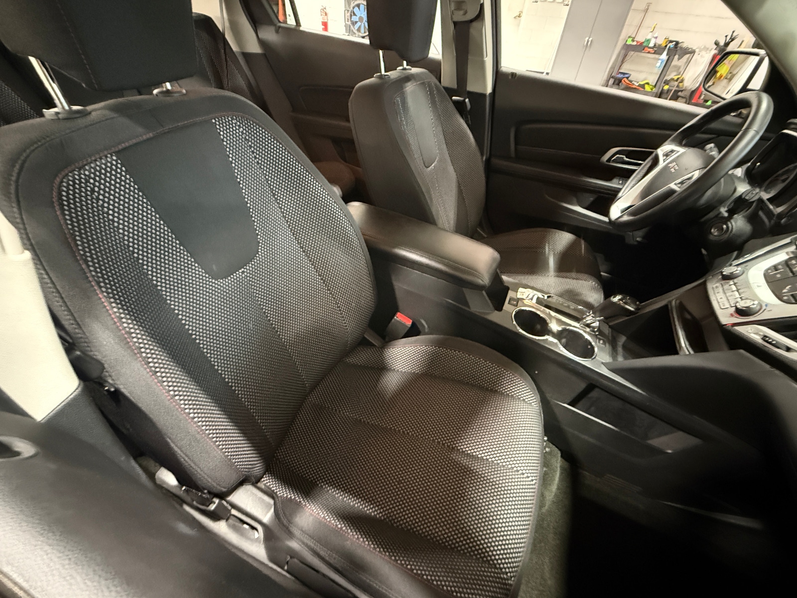 Thumbnail: 2017 GMC Terrain - 2