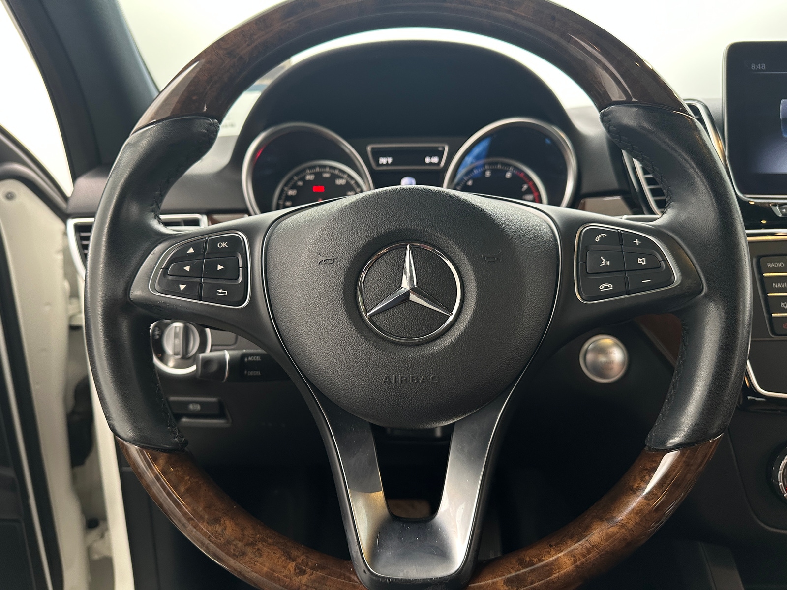 Thumbnail: 2018 Mercedes-Benz GLE - 4