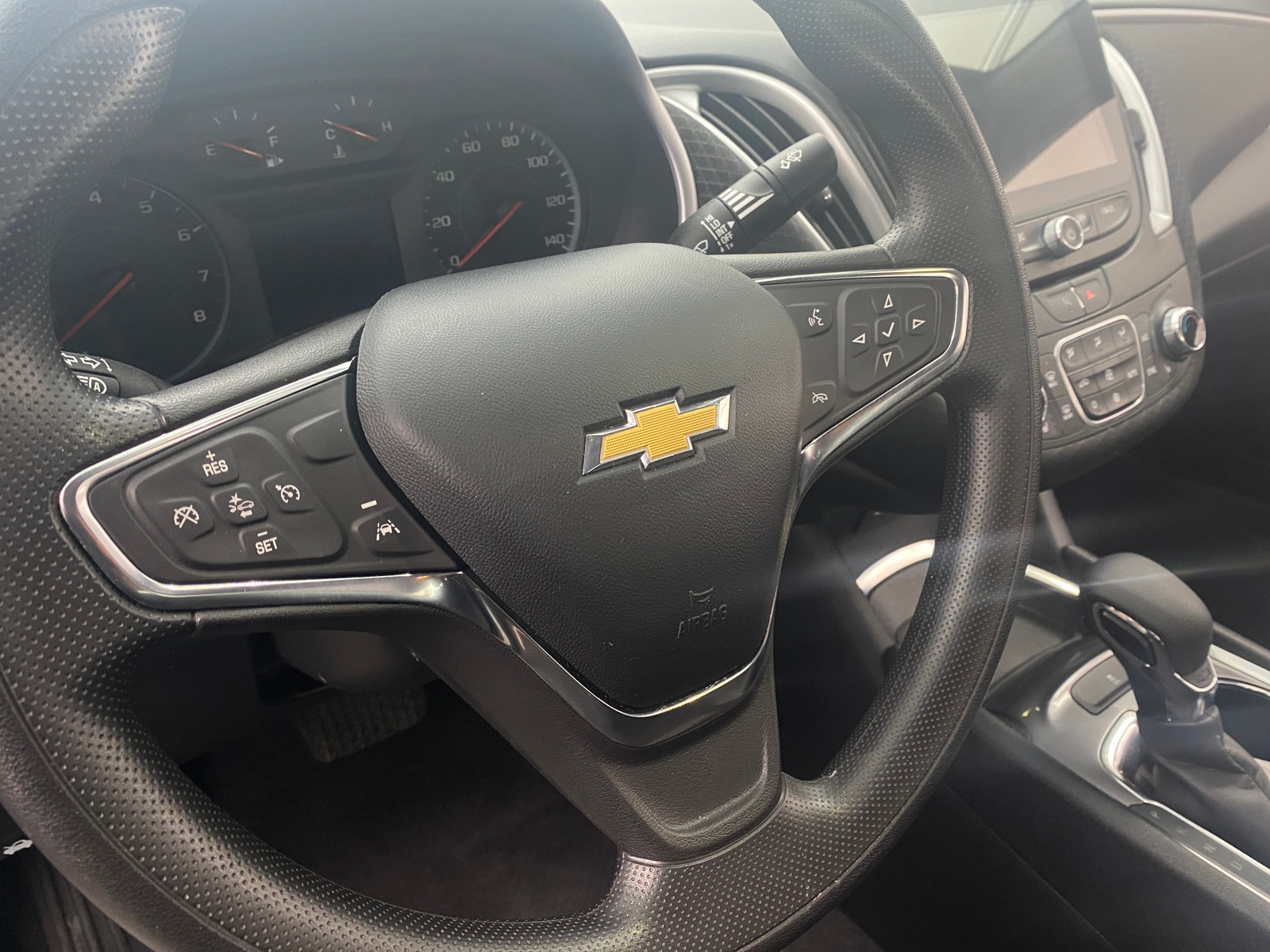 Thumbnail: 2023 Chevrolet Malibu - 5