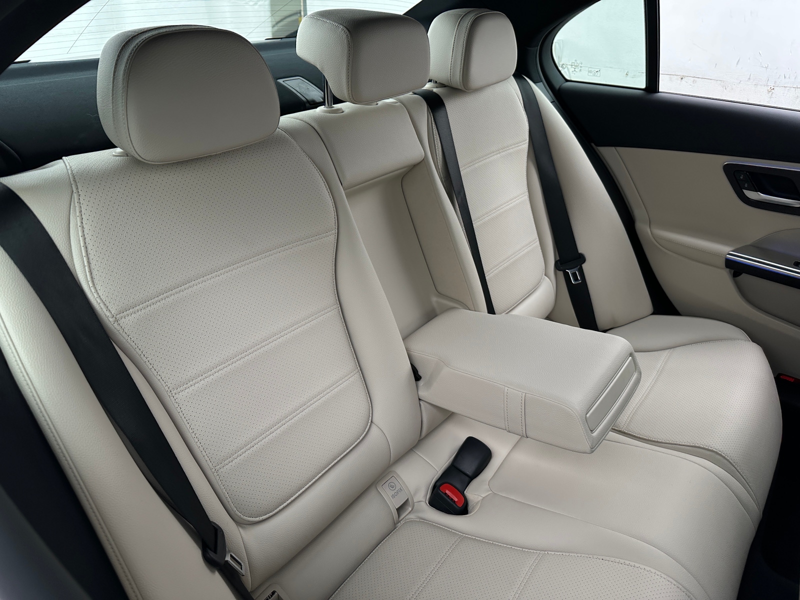 Thumbnail: 2023 Mercedes-Benz C-Class - 5