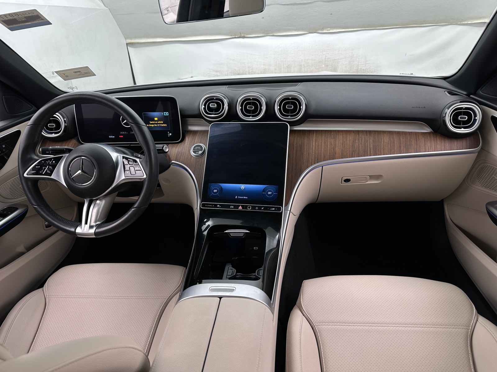 Thumbnail: 2023 Mercedes-Benz C-Class - 2