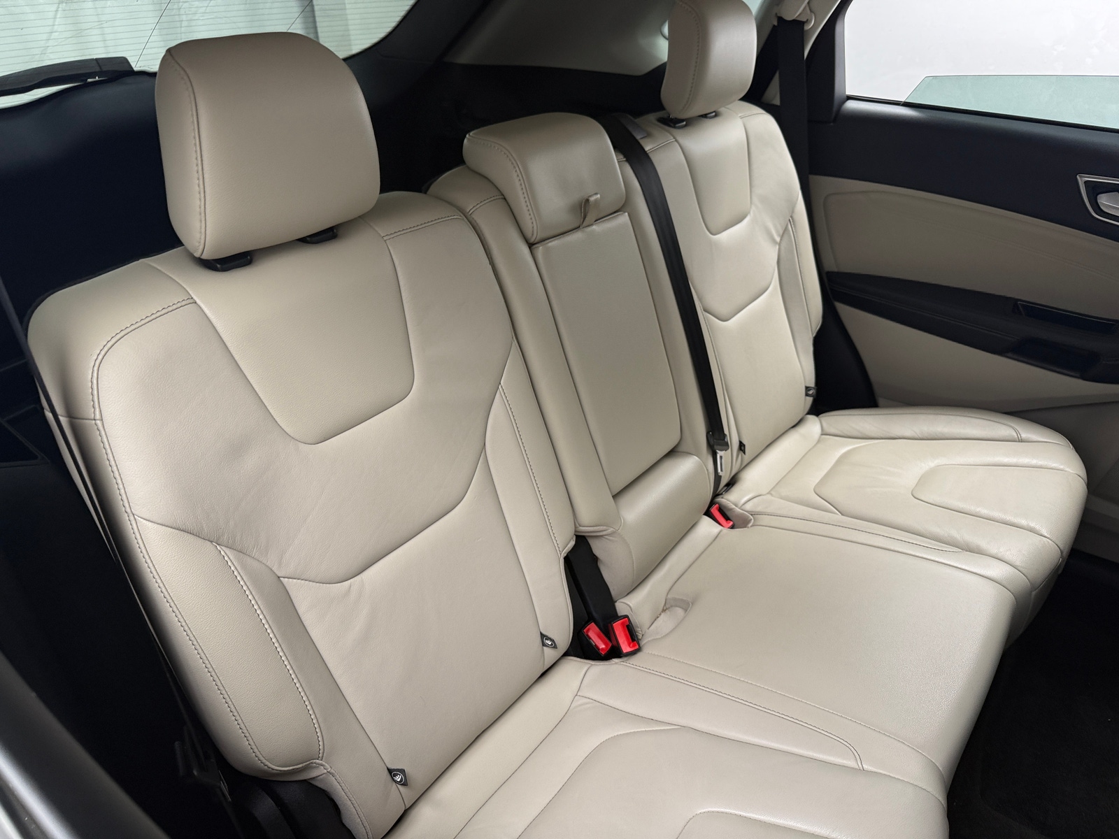 Thumbnail: 2020 Ford Edge - 5