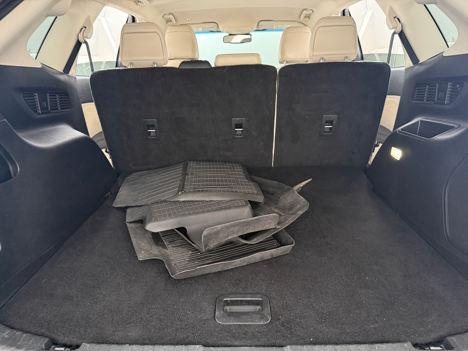 Thumbnail: 2020 Ford Edge - 6