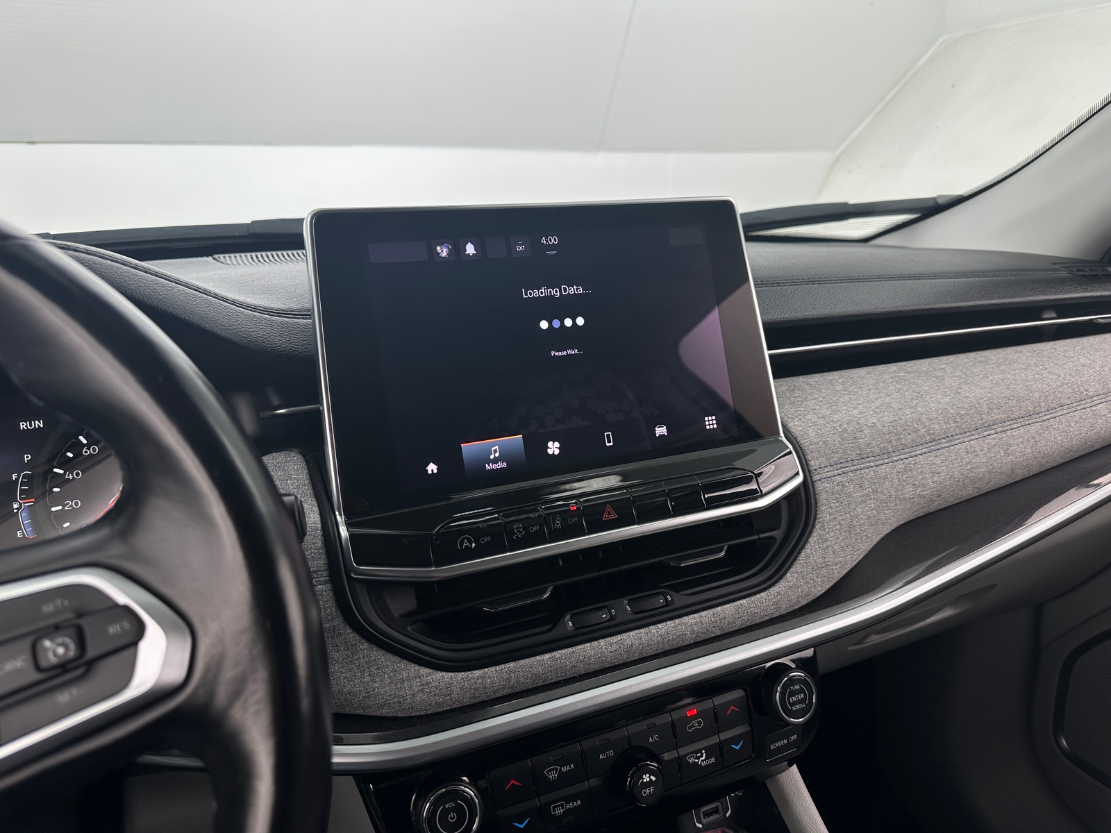 Thumbnail: 2022 Jeep Compass - 4