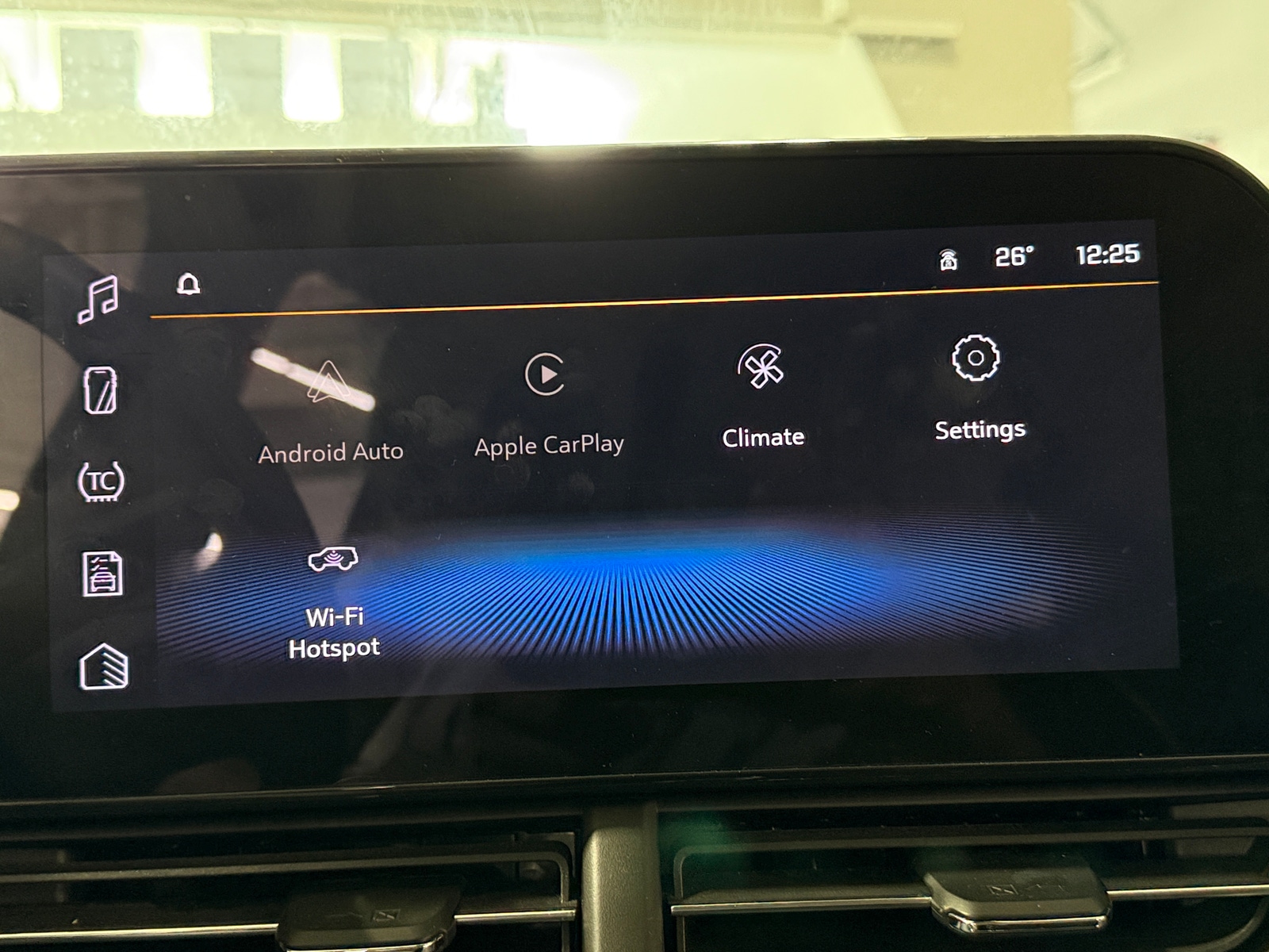 Thumbnail: 2024 Chevrolet Trax - 3