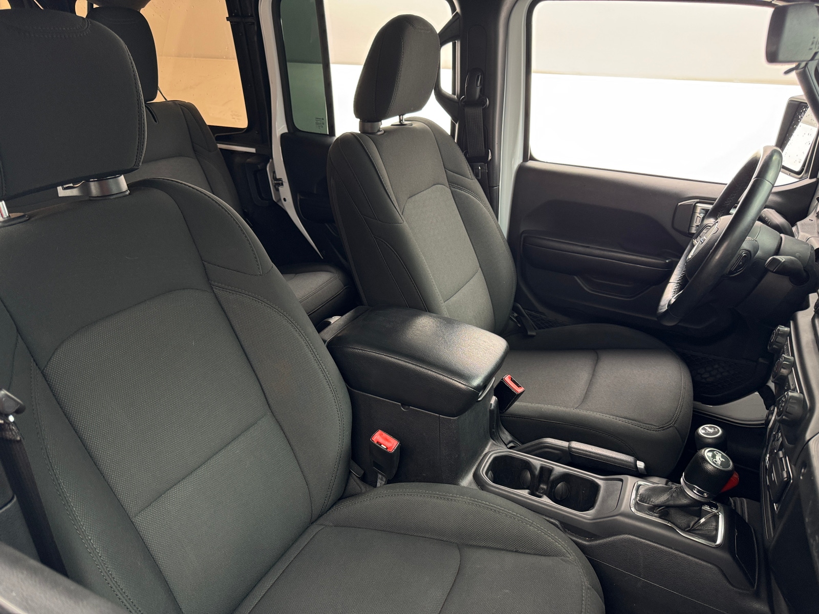 Thumbnail: 2019 Jeep Wrangler - 2