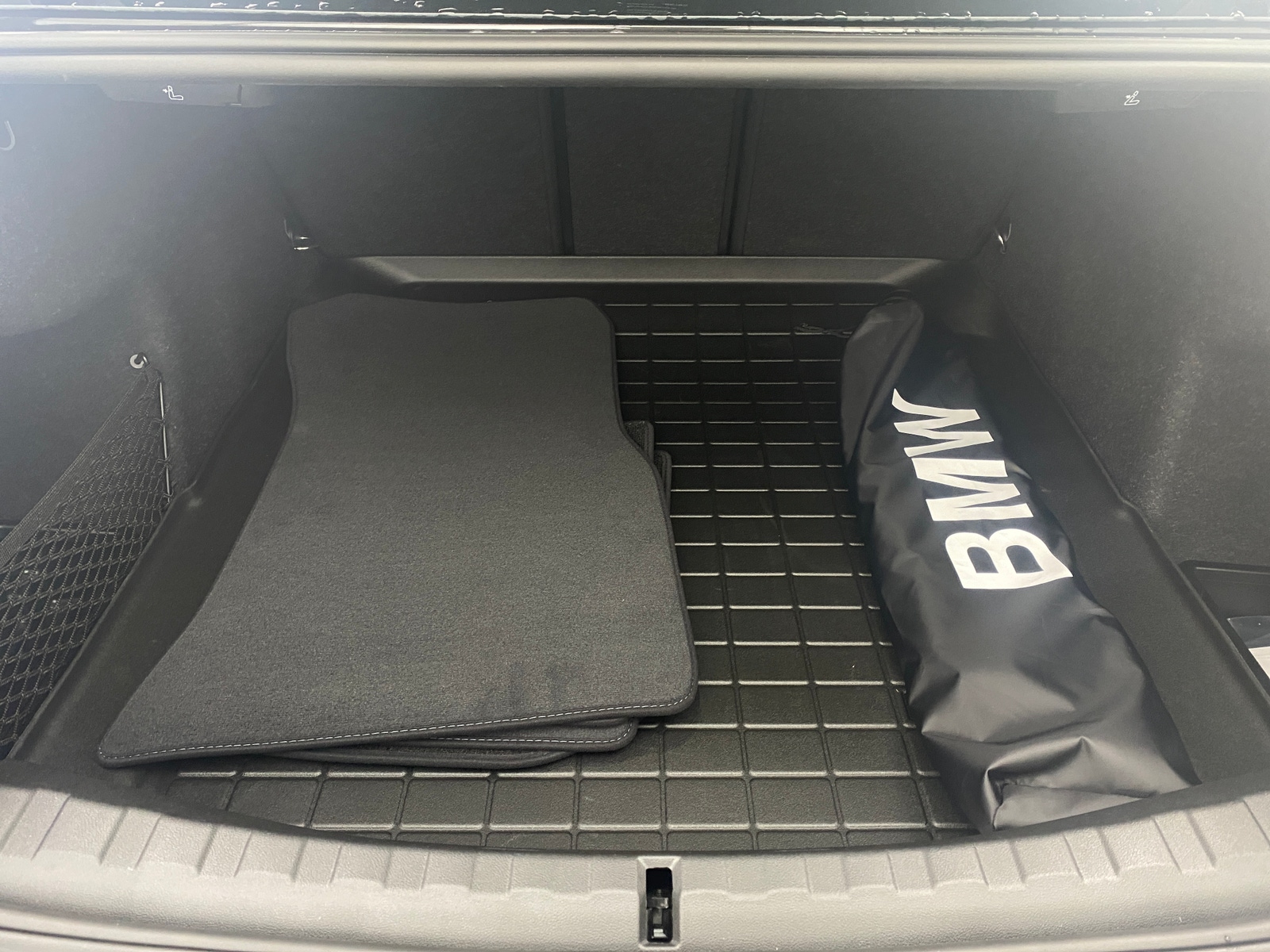 Thumbnail: 2025 BMW 3 Series - 6