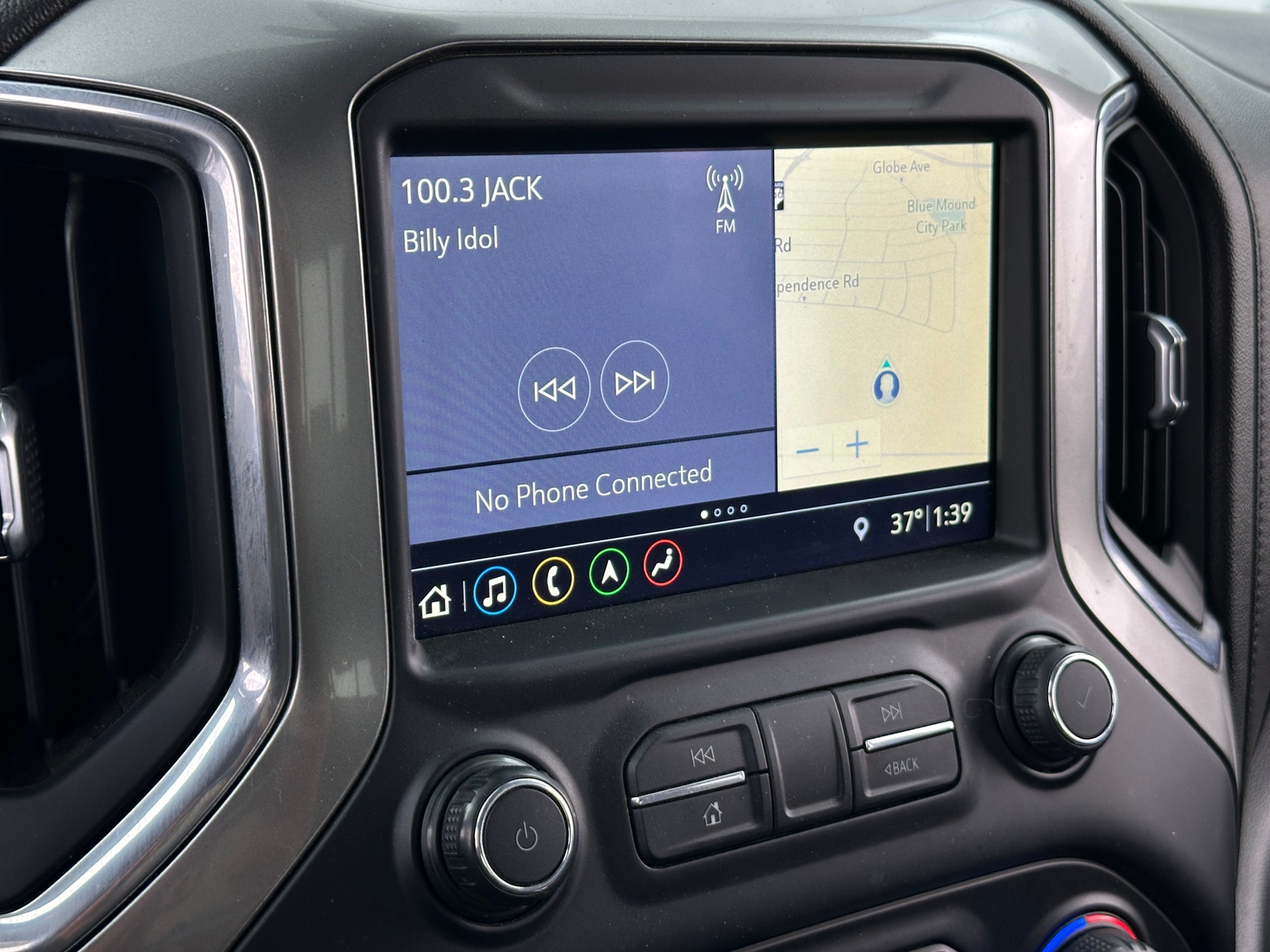 Thumbnail: 2019 Chevrolet Silverado 1500 - 3