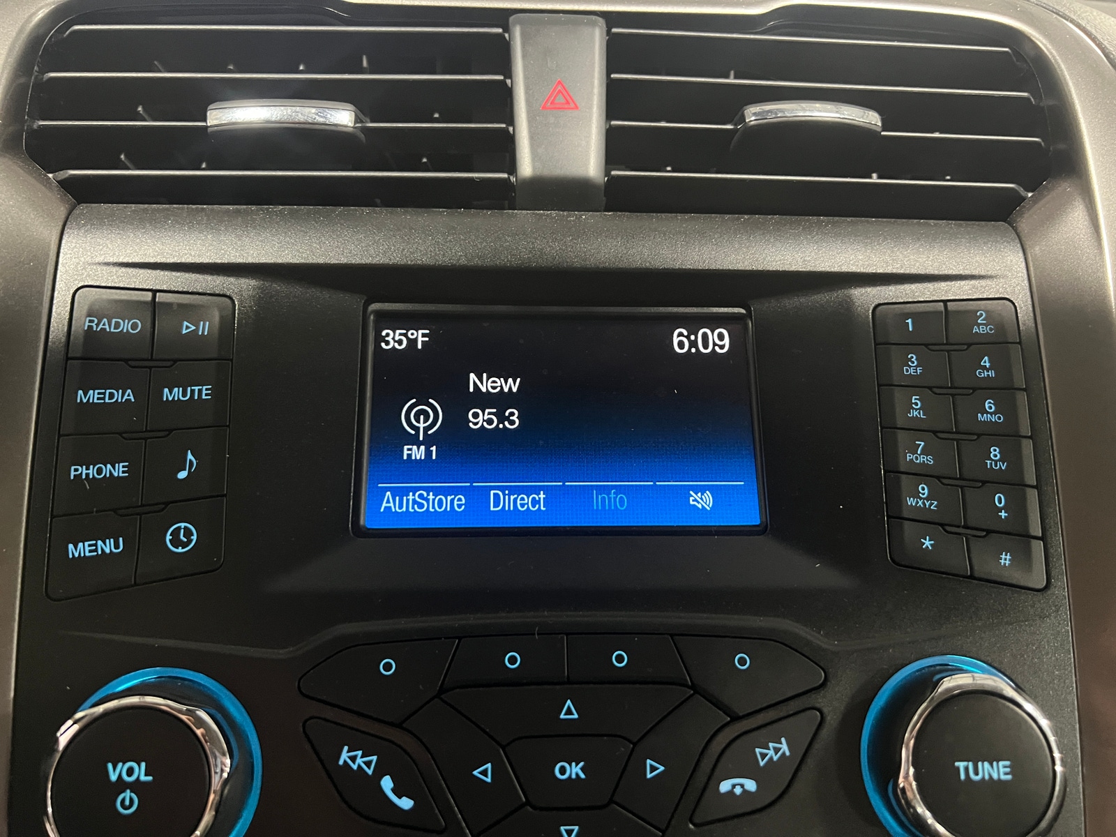 Thumbnail: 2019 Ford Fusion - 4