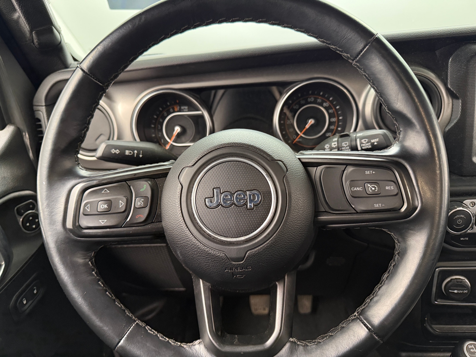 Thumbnail: 2021 Jeep Wrangler - 5