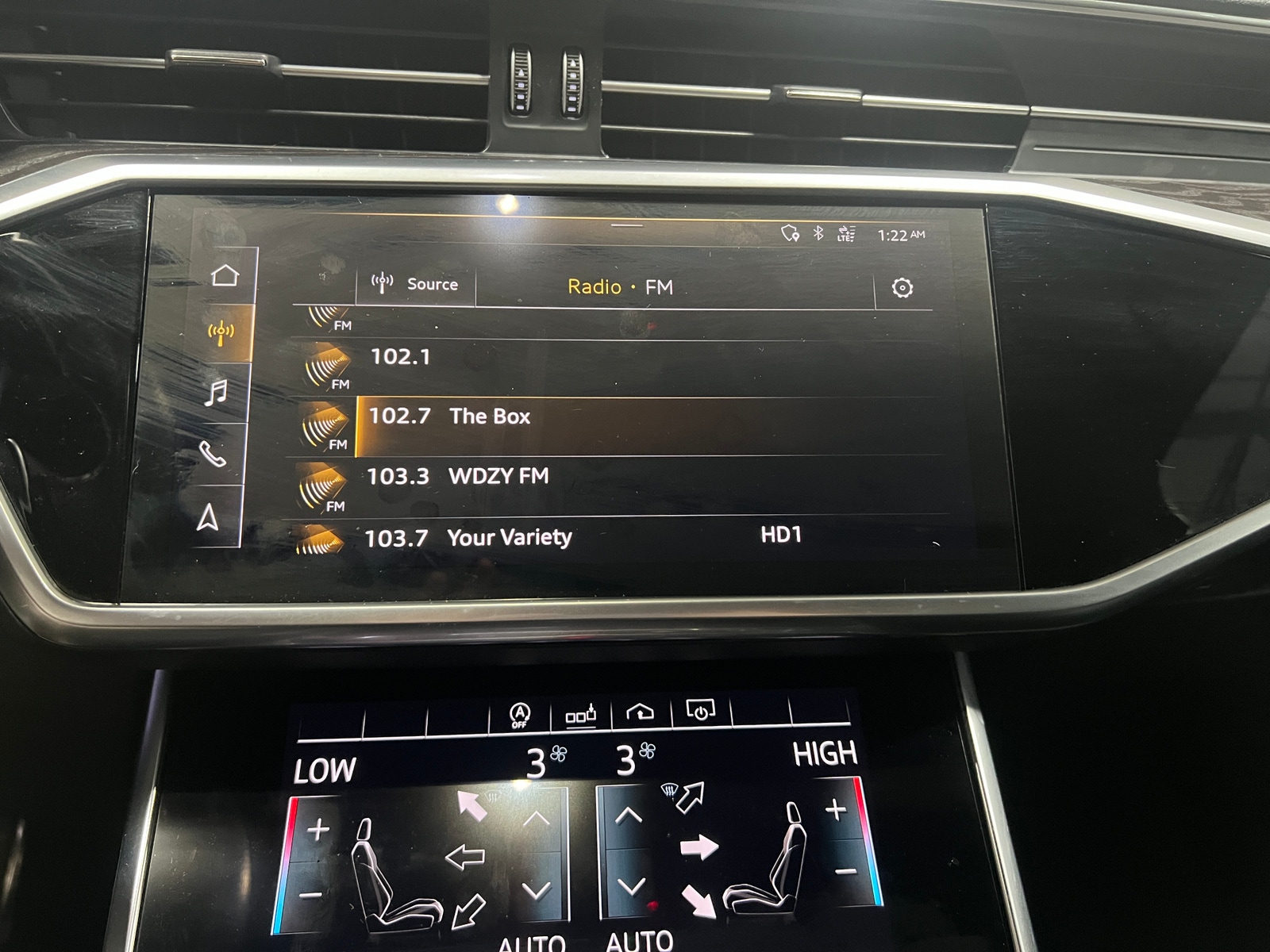 Thumbnail: 2020 Audi S6 - 3