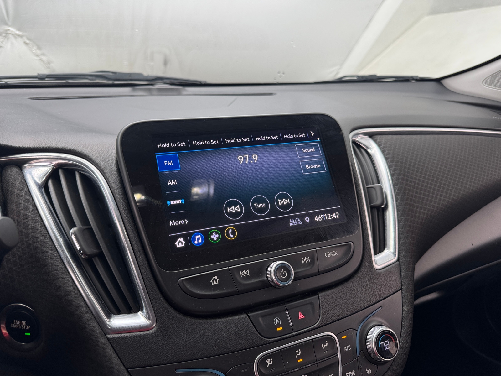 Thumbnail: 2020 Chevrolet Malibu - 4