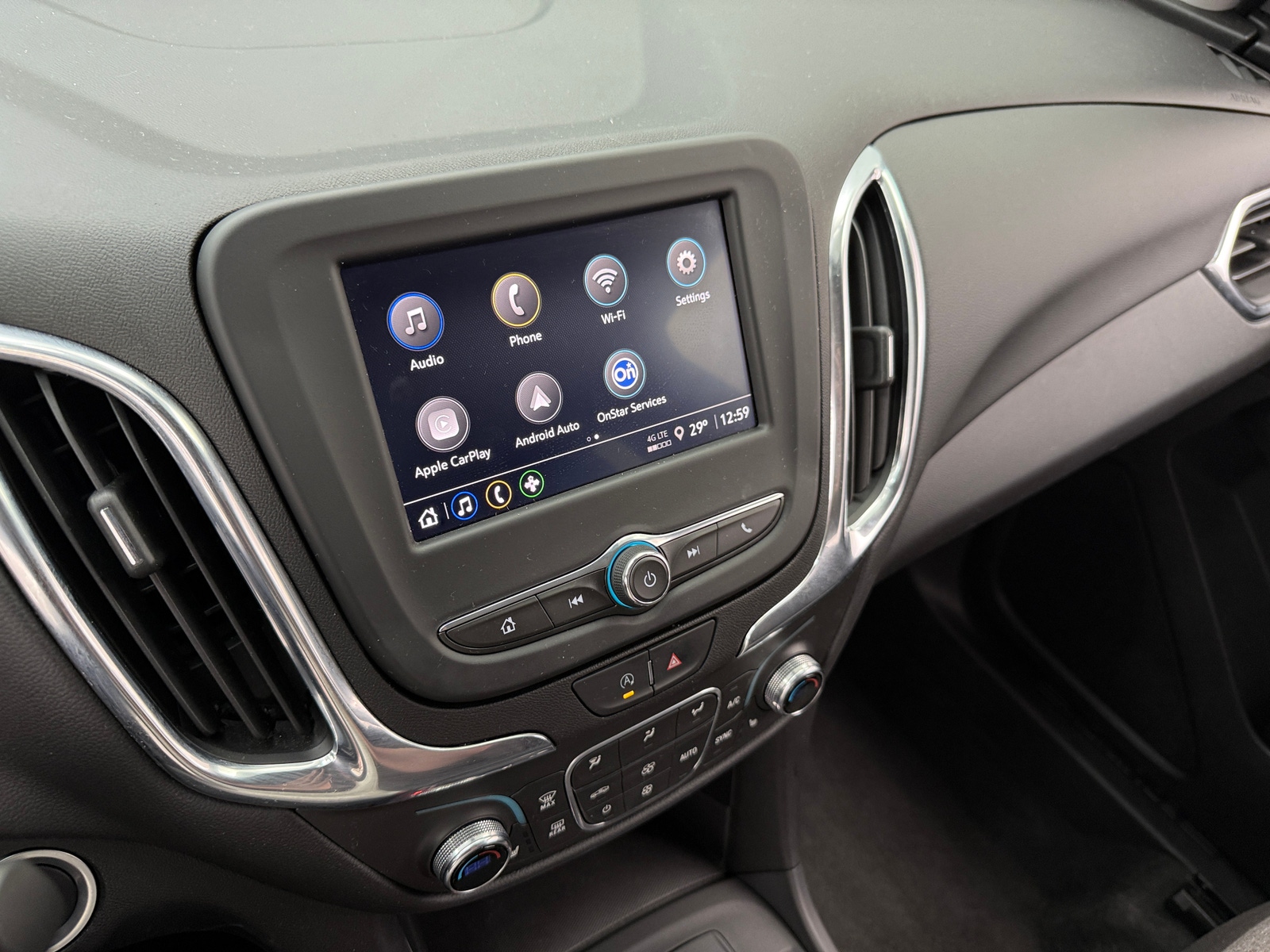 Thumbnail: 2024 Chevrolet Equinox - 4