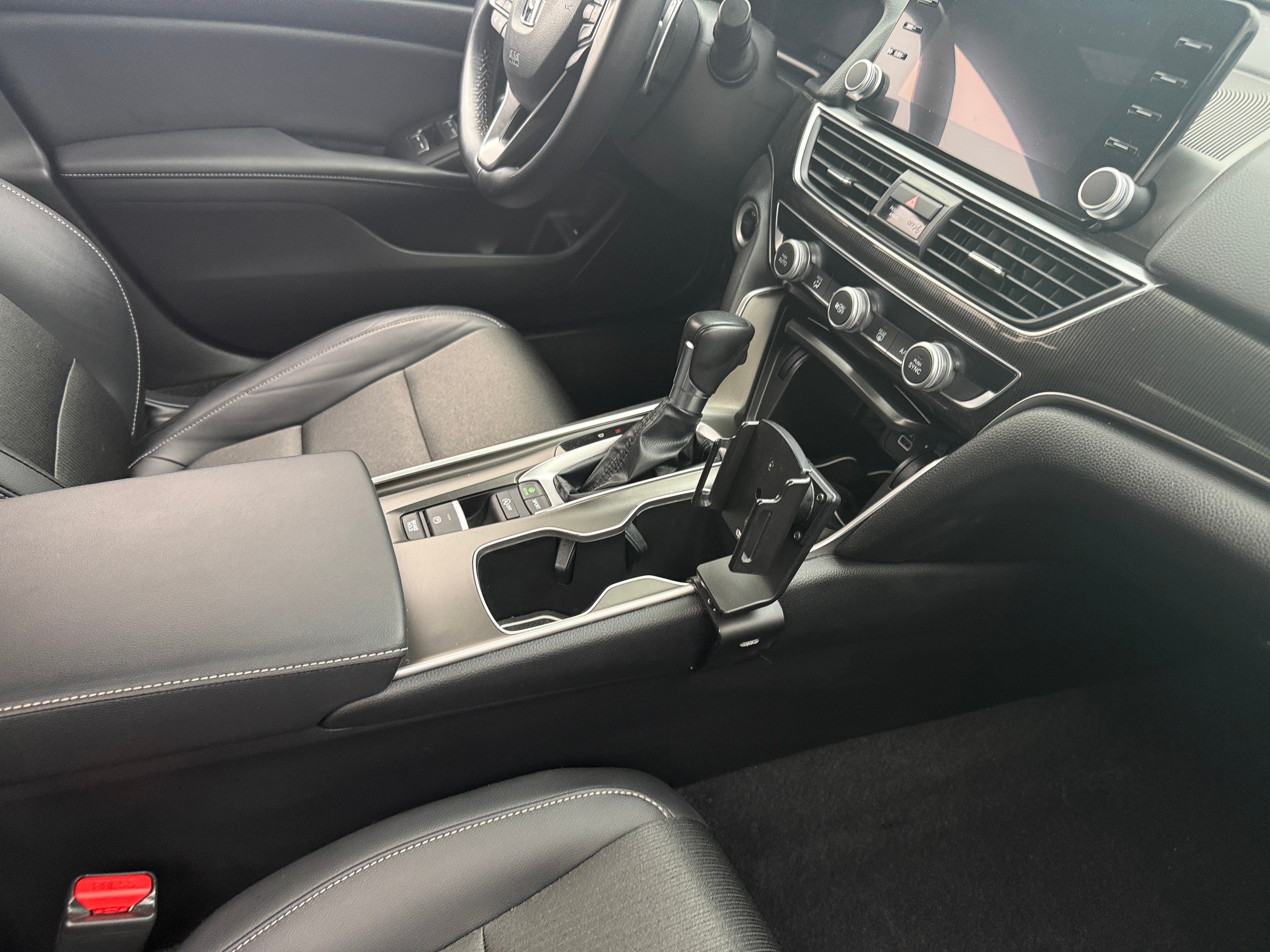 Used 2022 Honda Accord Sport with VIN 1HGCV1F39NA056821 for sale in Northfield, Minnesota