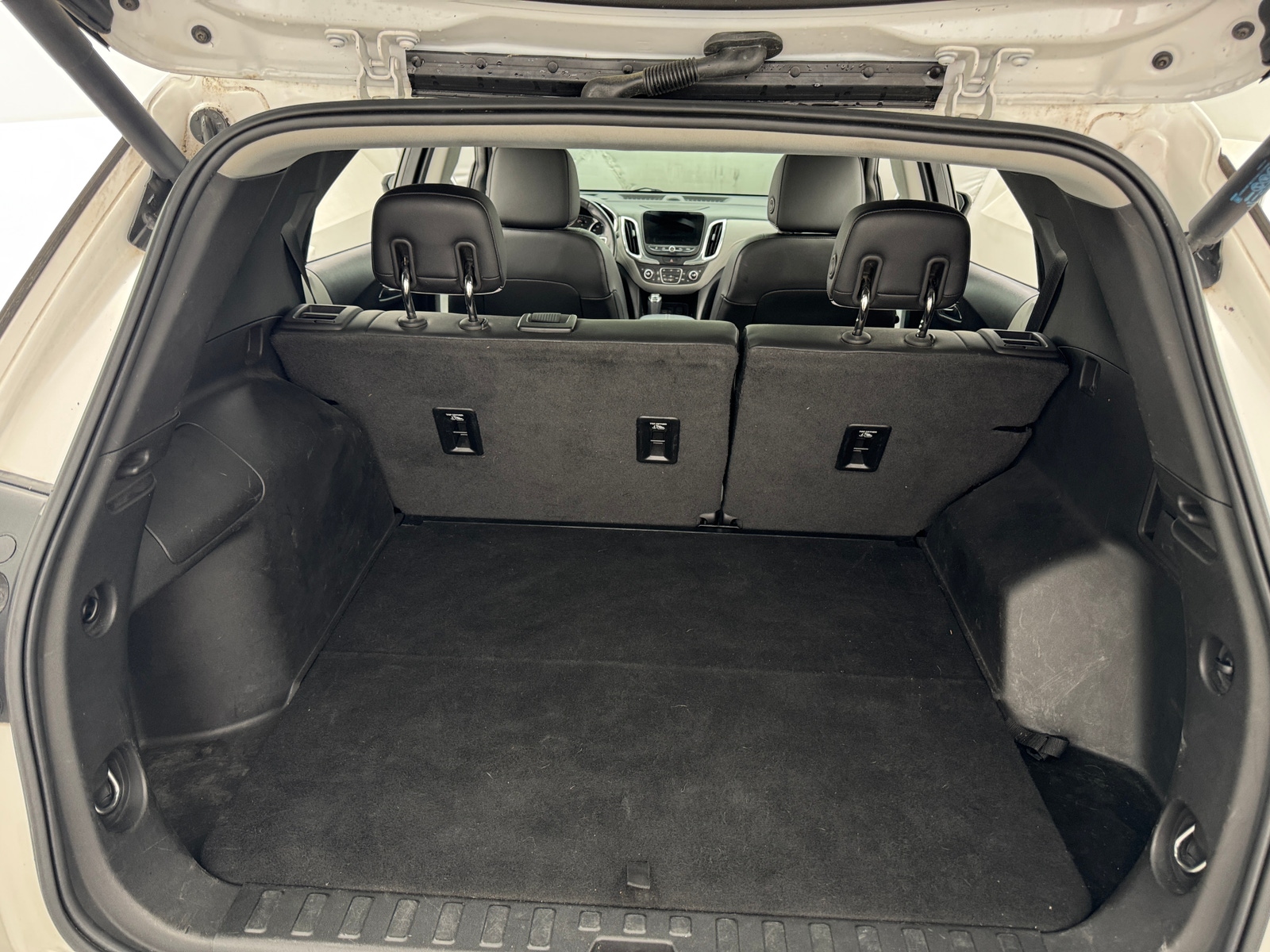 Thumbnail: 2019 Chevrolet Equinox - 6