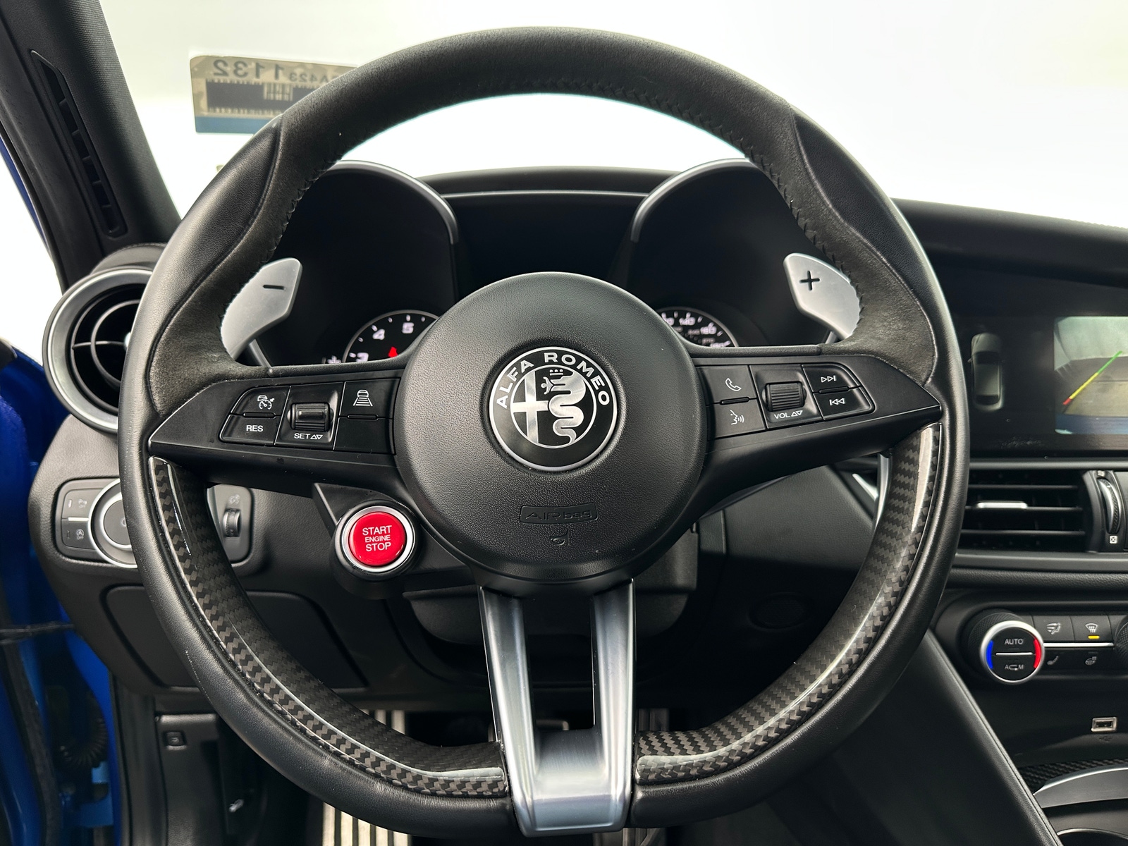 Thumbnail: 2019 Alfa Romeo Giulia - 4