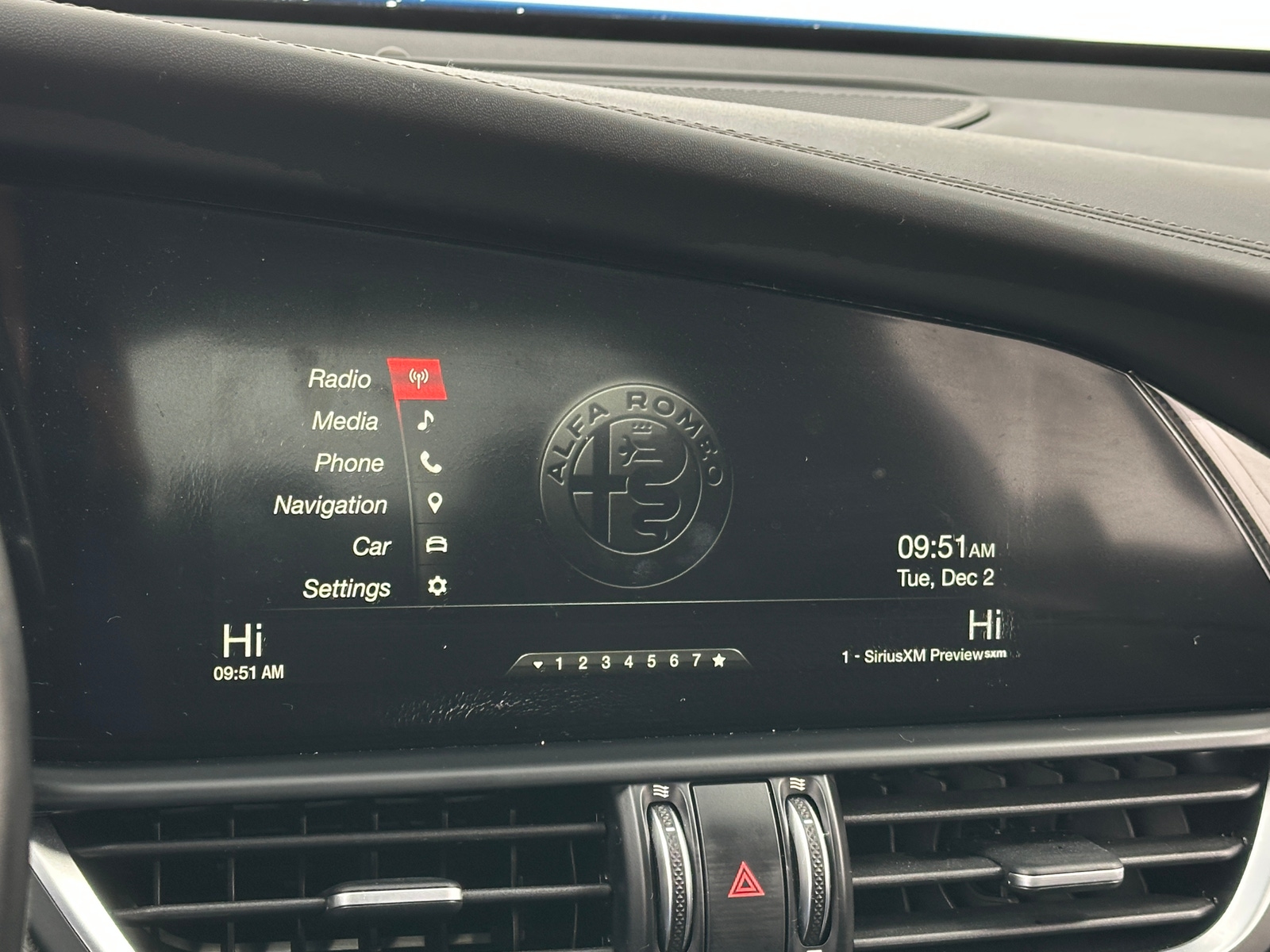 Thumbnail: 2019 Alfa Romeo Giulia - 3