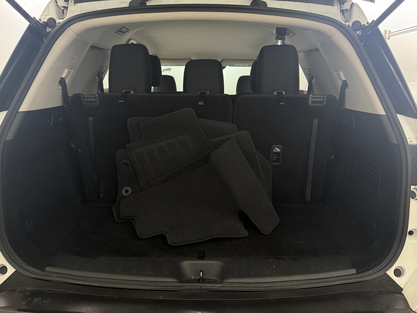 Thumbnail: 2024 Nissan Pathfinder - 7