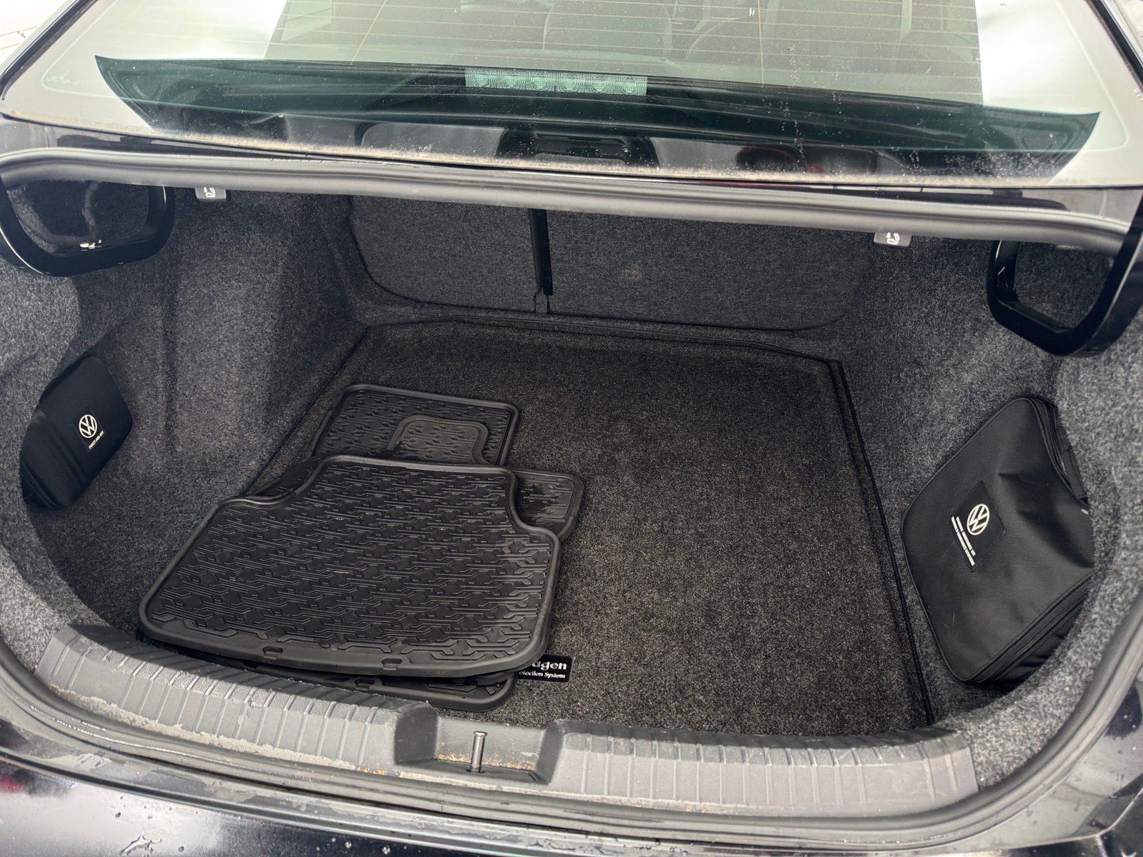 Thumbnail: 2023 Volkswagen Jetta - 6