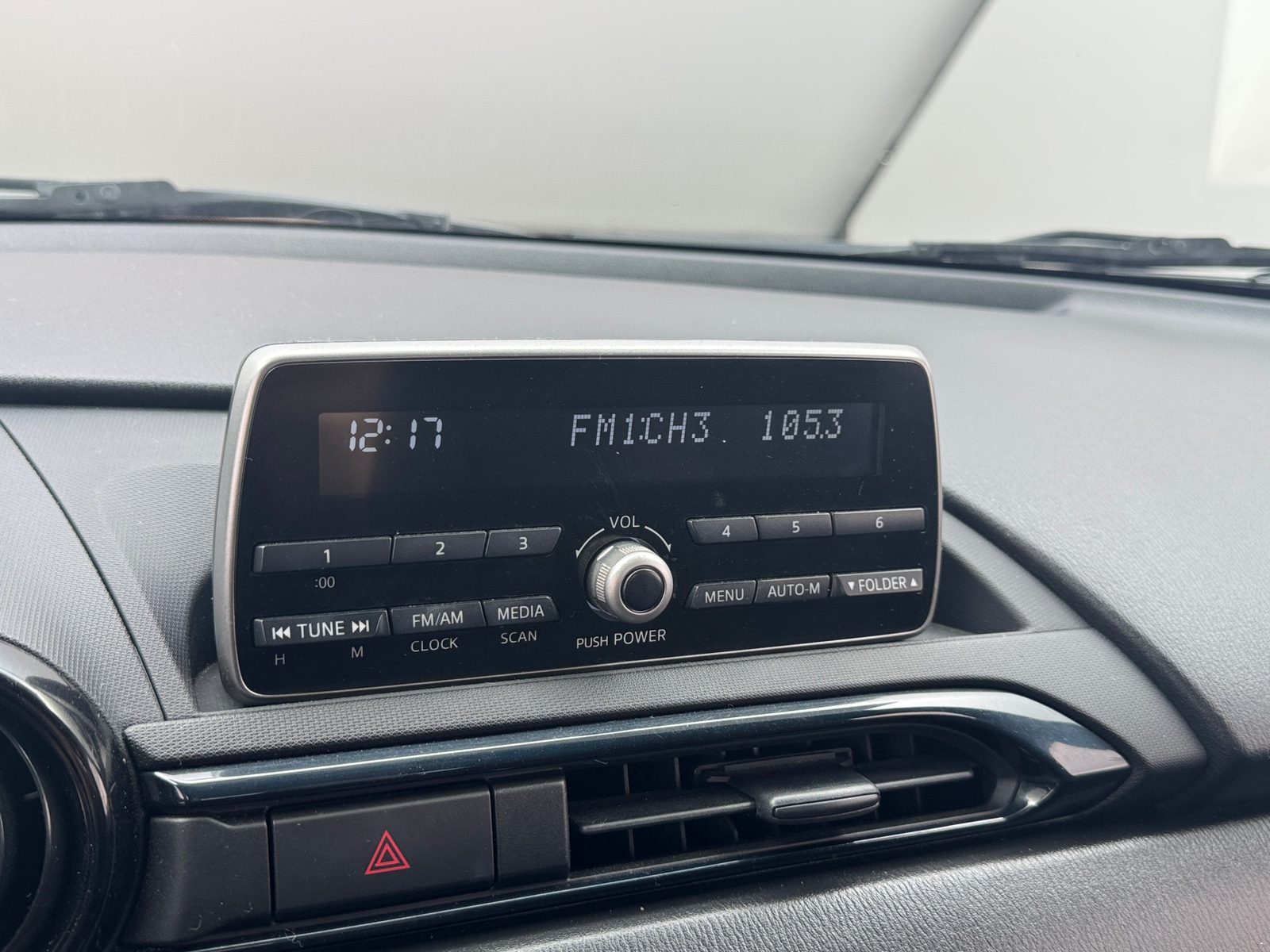 Thumbnail: 2016 Mazda MX-5 Miata - 4