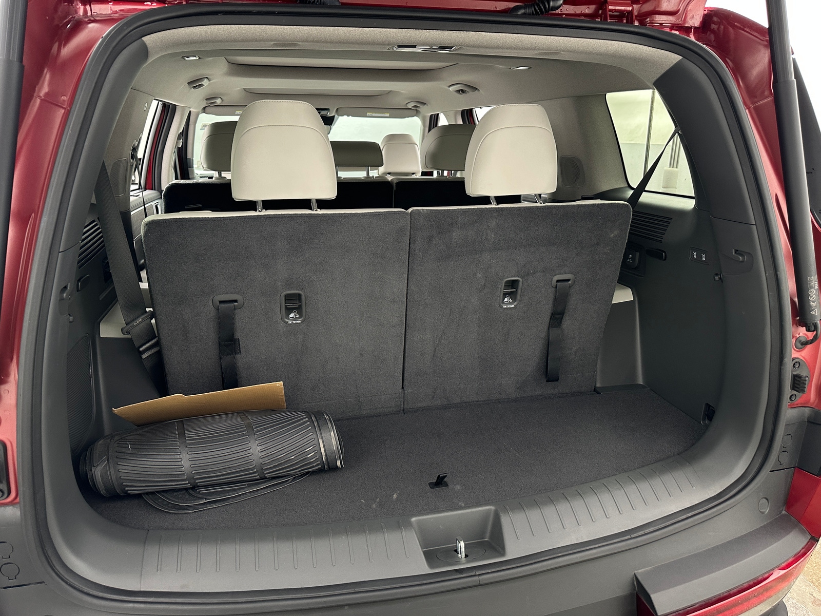 Thumbnail: 2025 Hyundai Santa Fe - 6