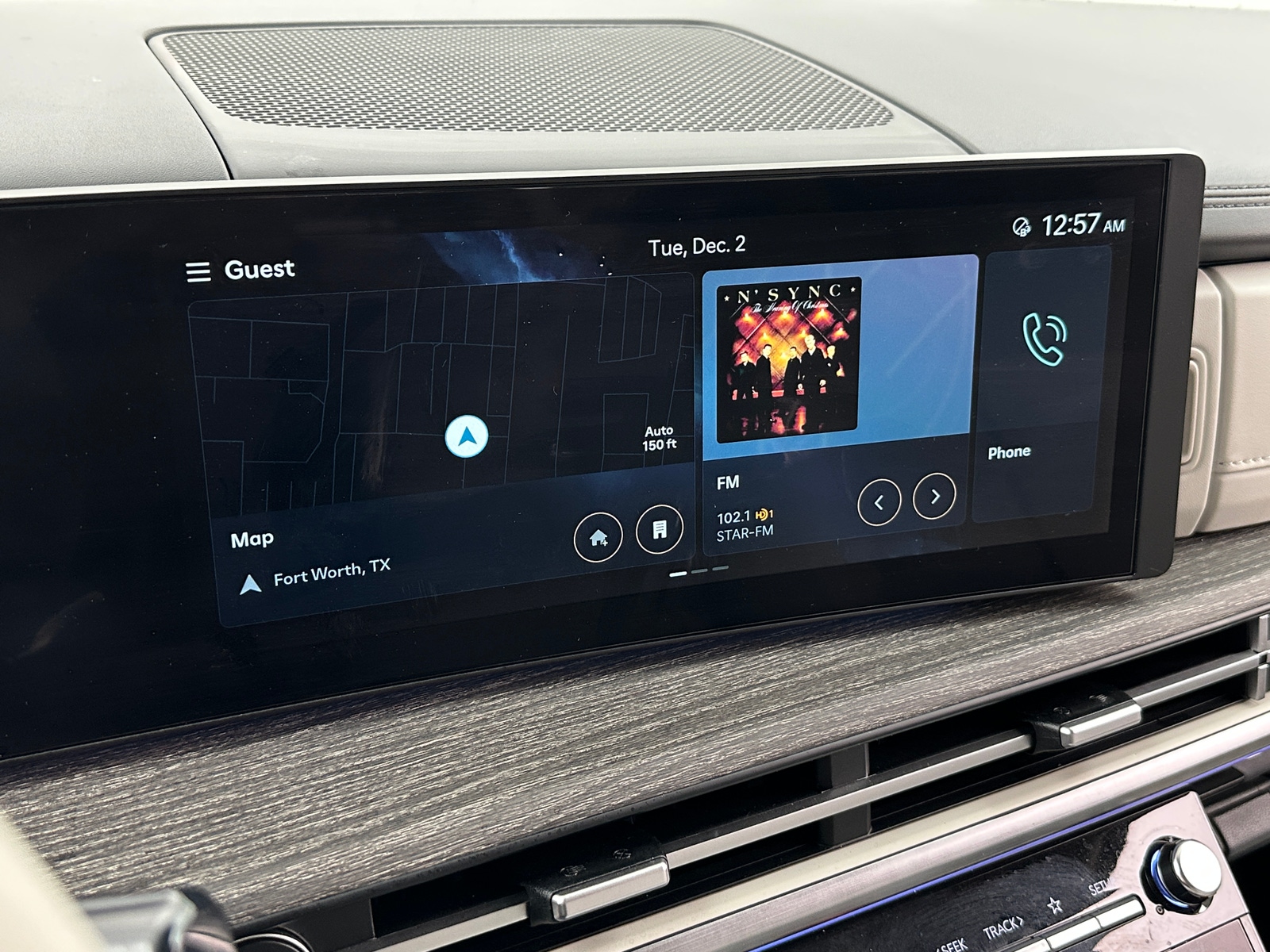 Thumbnail: 2025 Hyundai Santa Fe - 3