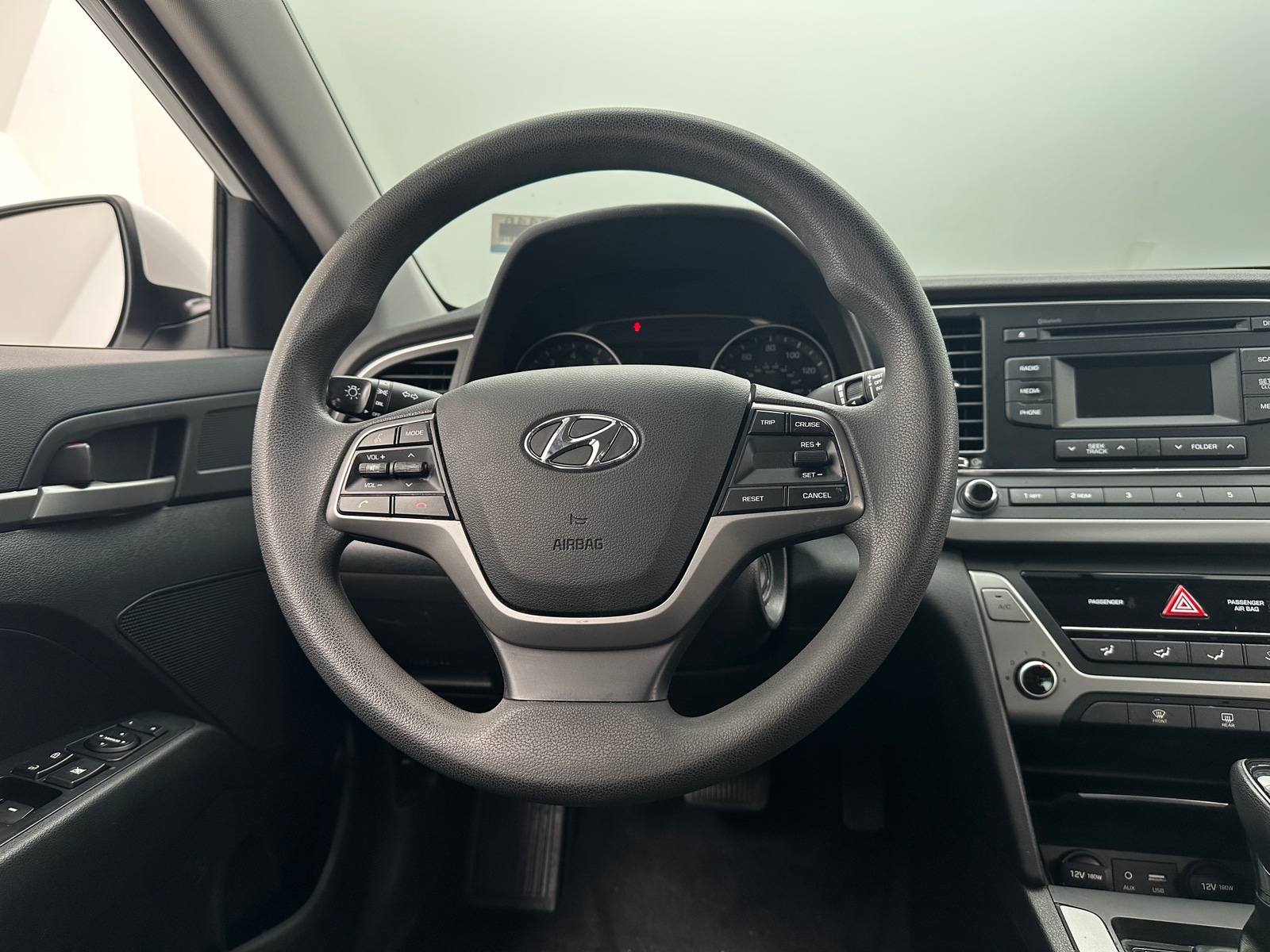 Thumbnail: 2018 Hyundai Elantra - 5