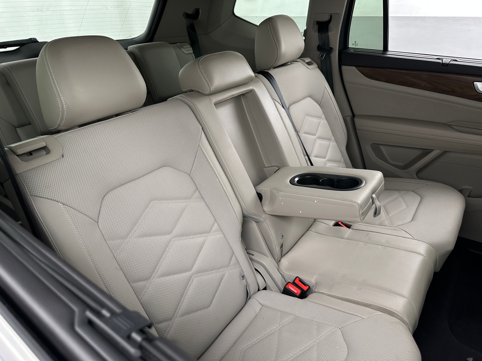 Thumbnail: 2024 Volkswagen Atlas - 5