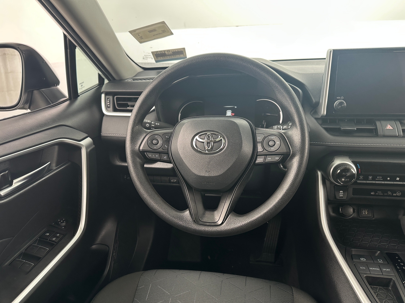 Thumbnail: 2023 Toyota RAV4 - 5